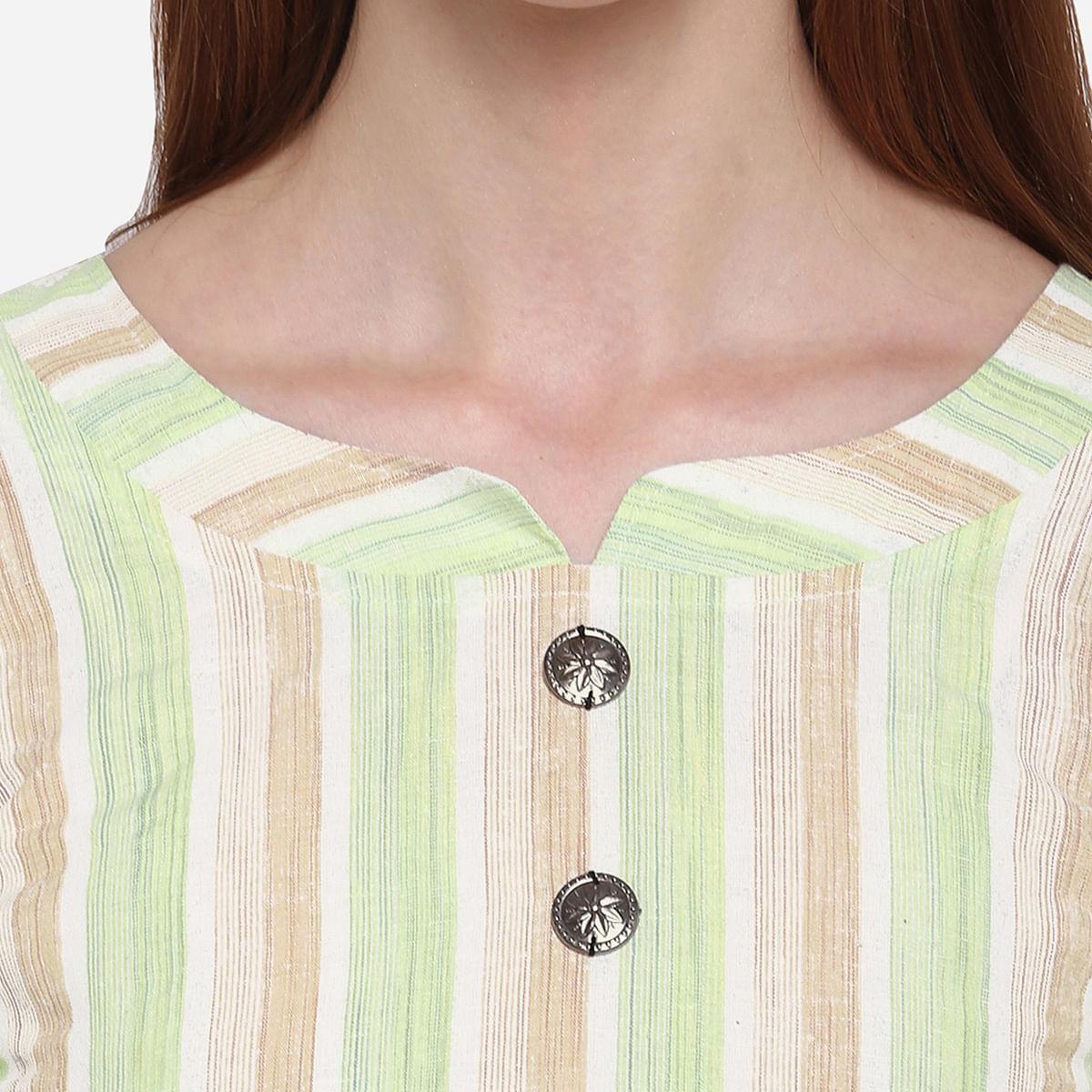 Ravishing White - Green Colored Casual Wear Printed Cotton Kurti - Peachmode