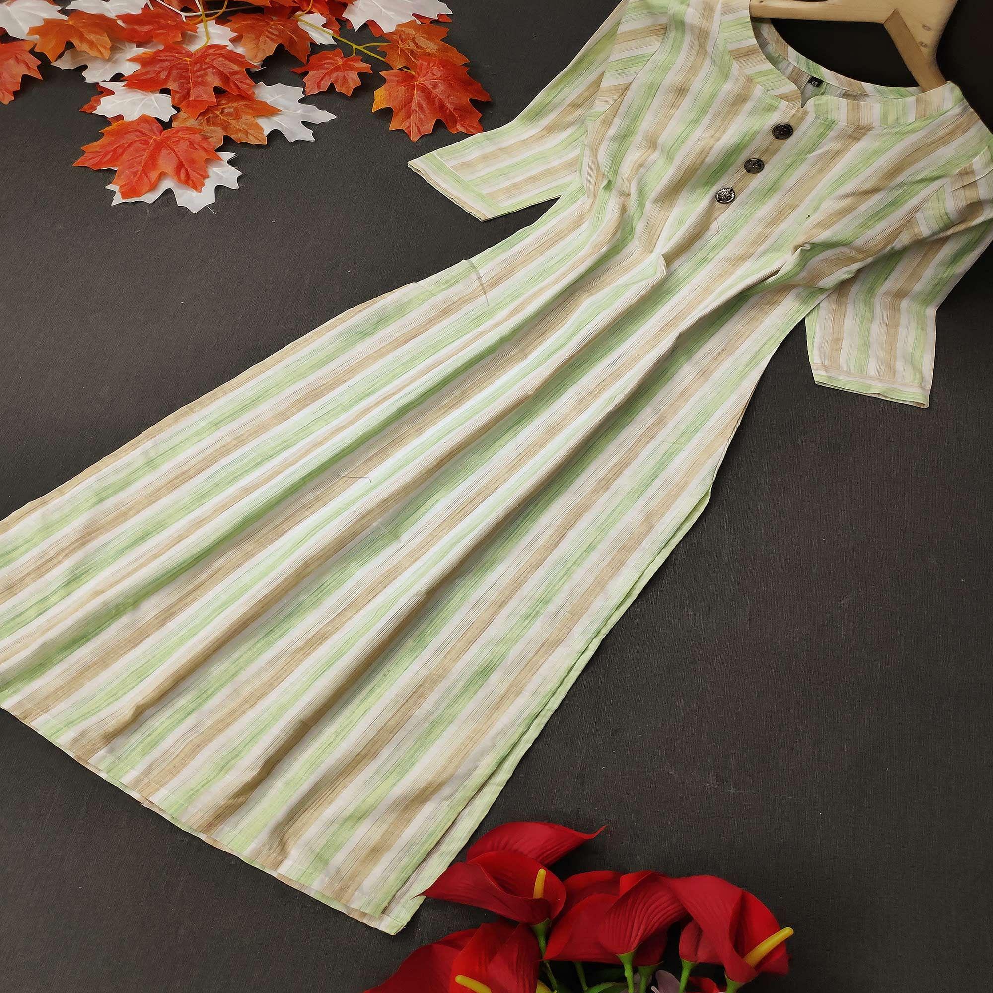 Ravishing White - Green Colored Casual Wear Printed Cotton Kurti - Peachmode