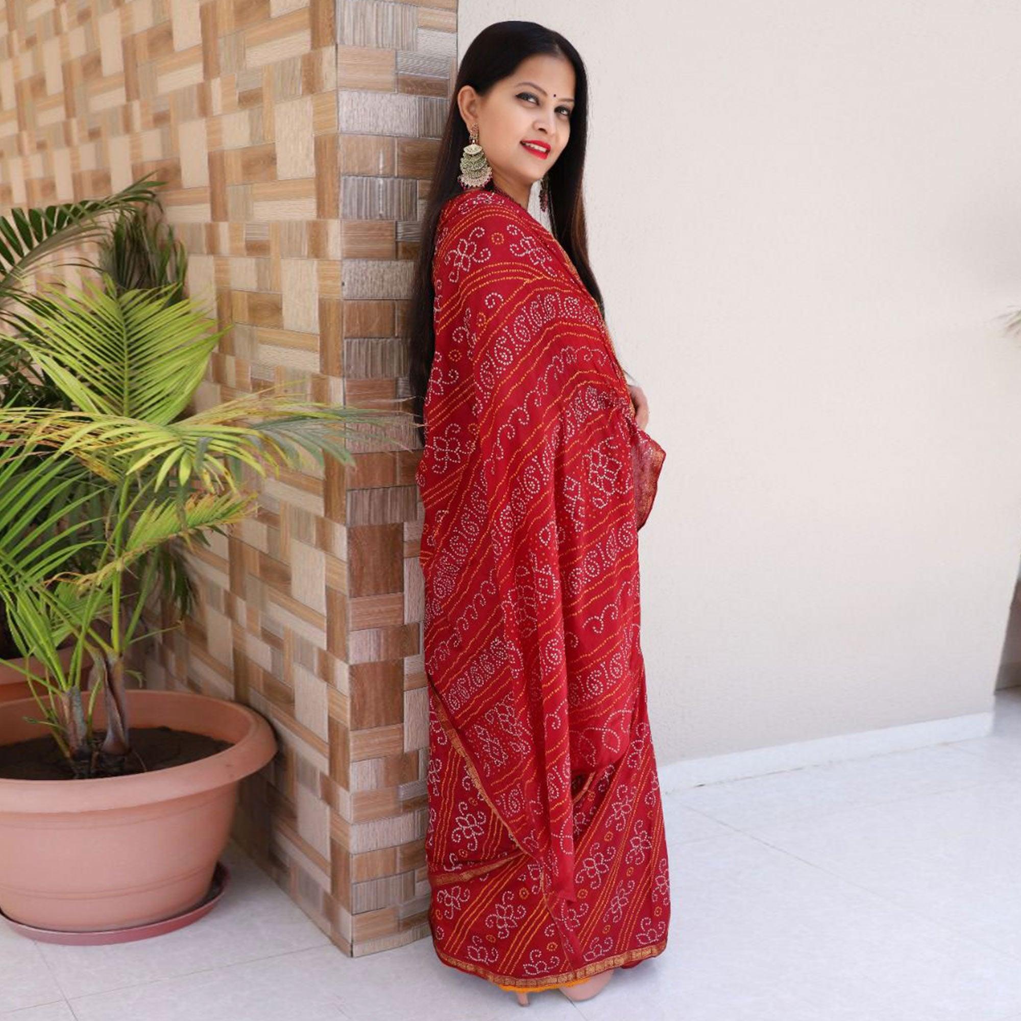 Red Bandhani Printed With Woven Border Tapetta Silk Saree - Peachmode