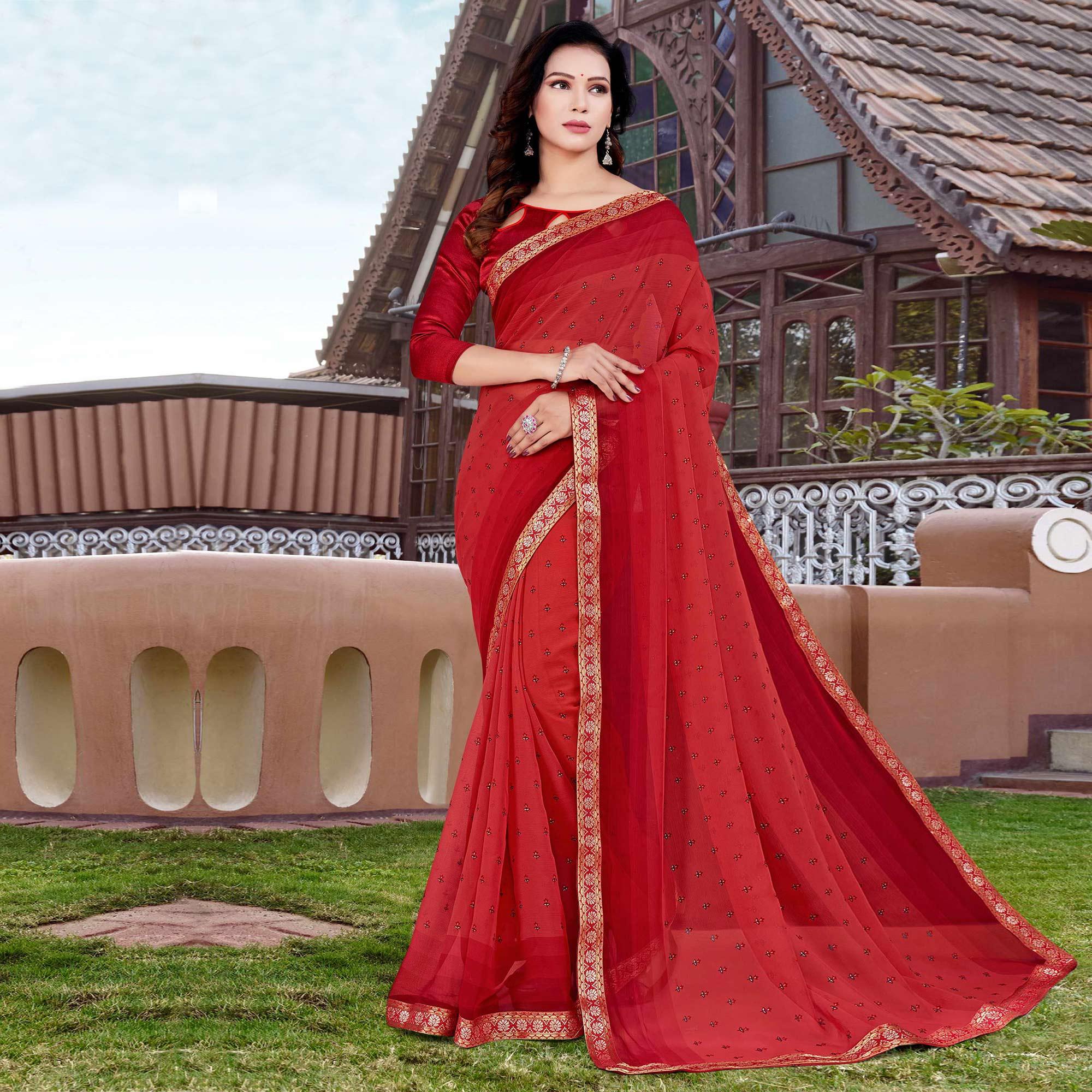 Red Casual Wear Floral Printed Chiffon Saree - Peachmode