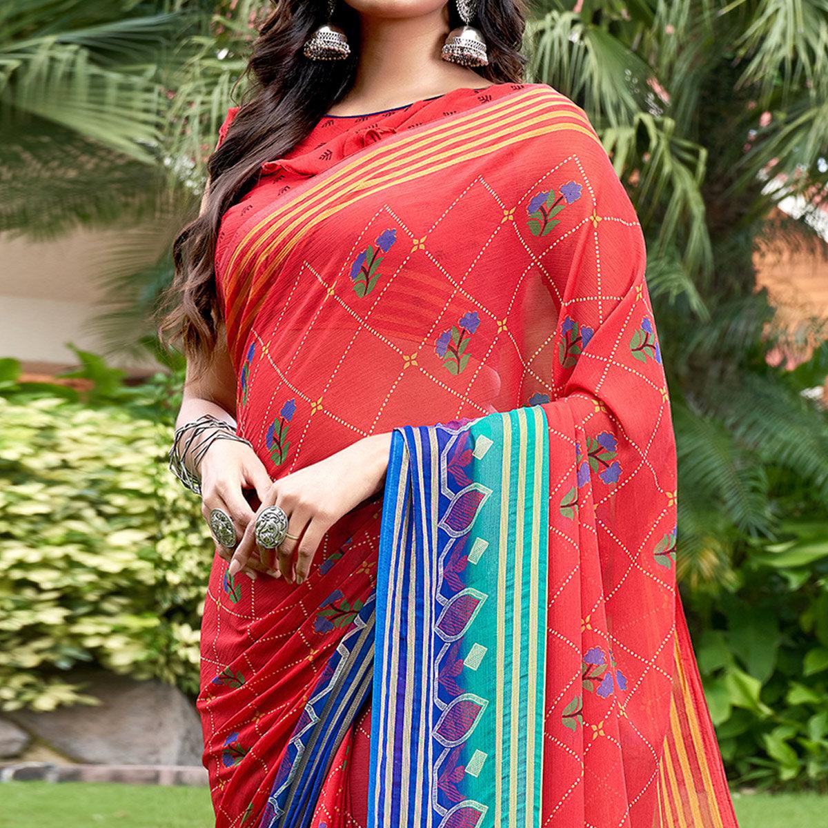 Red Casual Wear Floral Printed Chiffon Saree - Peachmode