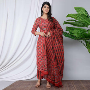 Red Casual Wear Floral Printed Cotton Kurti - Pant Set With Dupatta - Peachmode