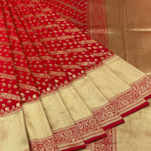Red Floral Zari Woven Art Silk Saree - Peachmode