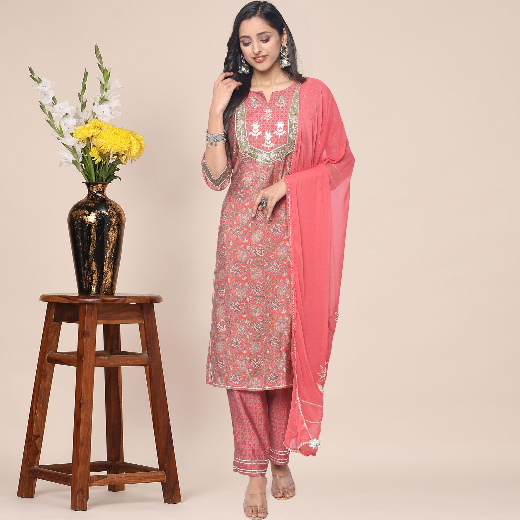 Red Patywear Floral Embroidered Cotton Silk Kurti Pant Set With Dupatta - Peachmode