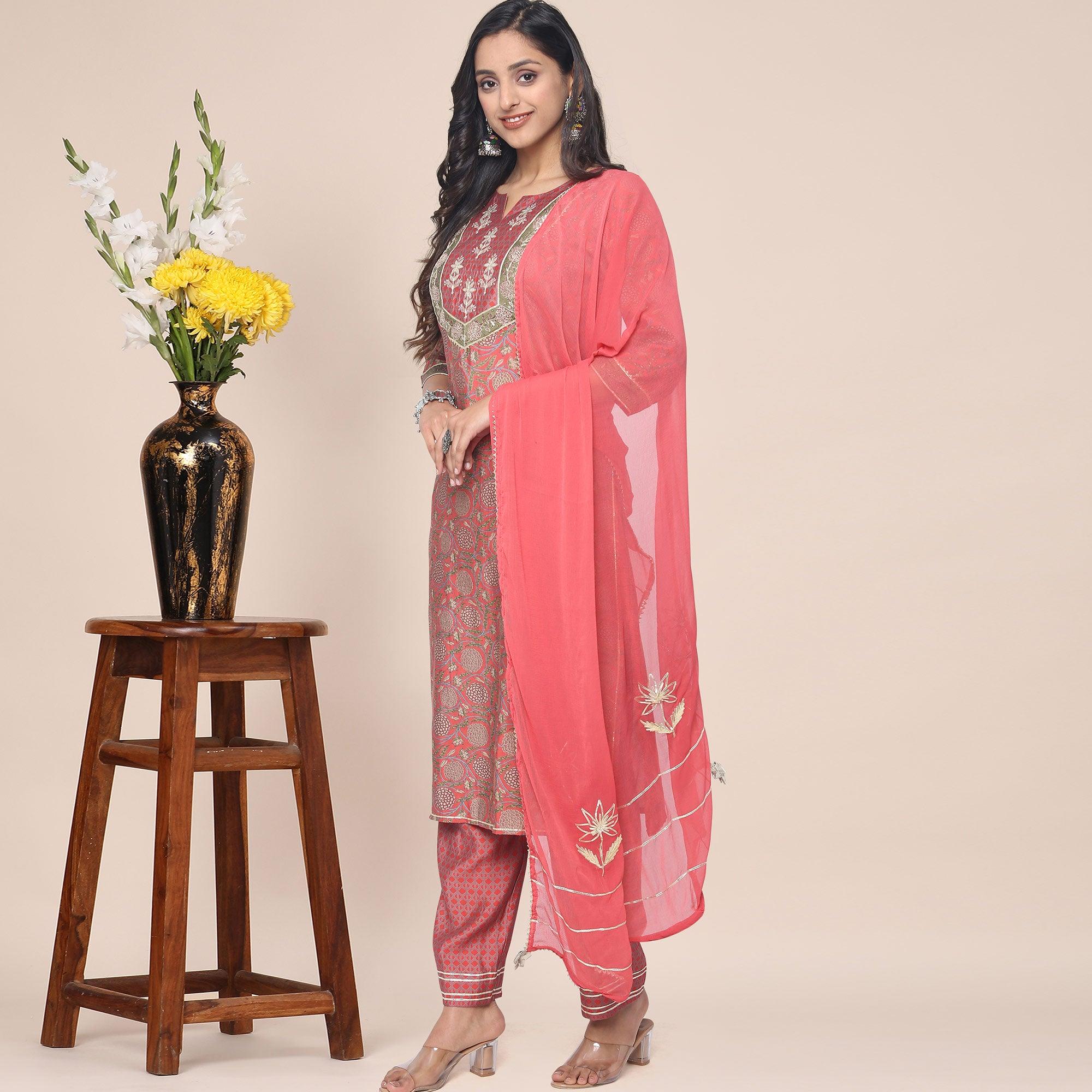 Red Patywear Floral Embroidered Cotton Silk Kurti Pant Set With Dupatta - Peachmode