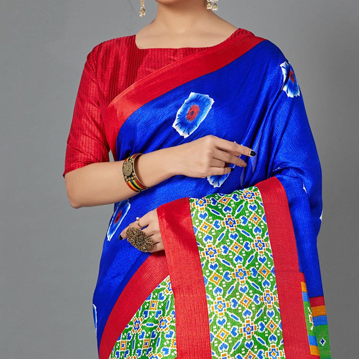 Sareemall Blue Casual Art Silk Printed Saree With Unstitched Blouse - Peachmode
