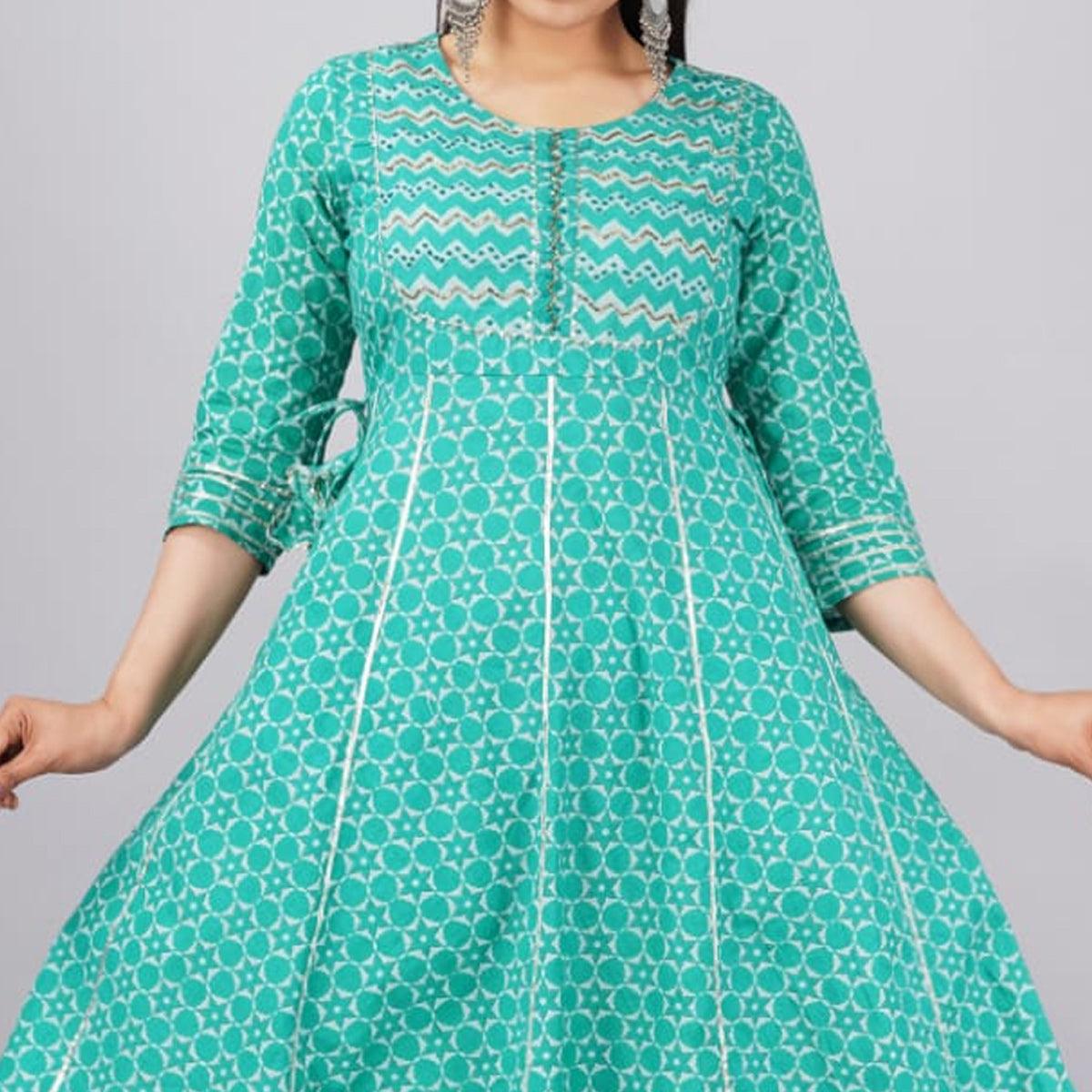 Turquoise Printed Poly Cotton Kurti Pant Set With Dupatta - Peachmode