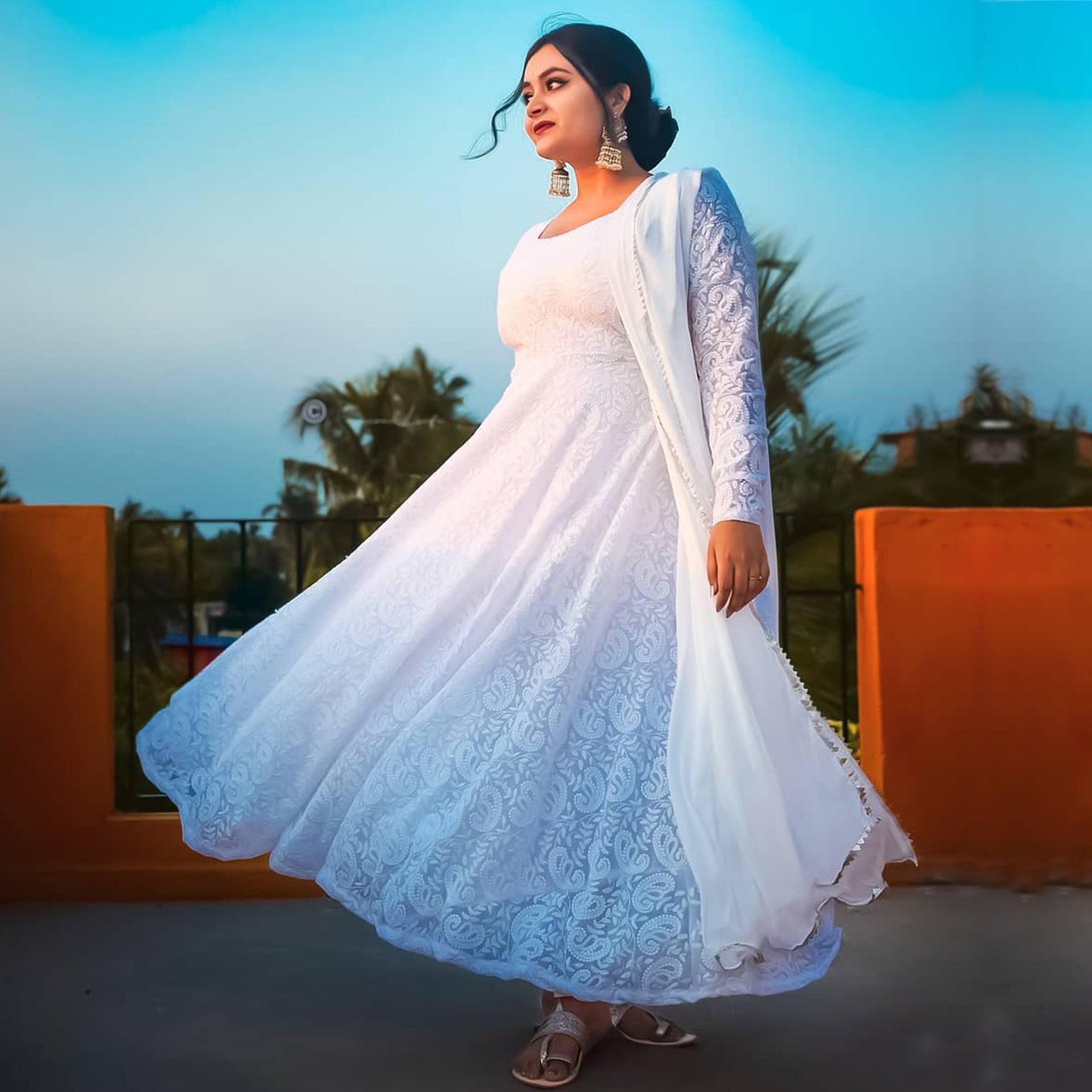 White And Royal Blue Gown Pack of 2 - Peachmode