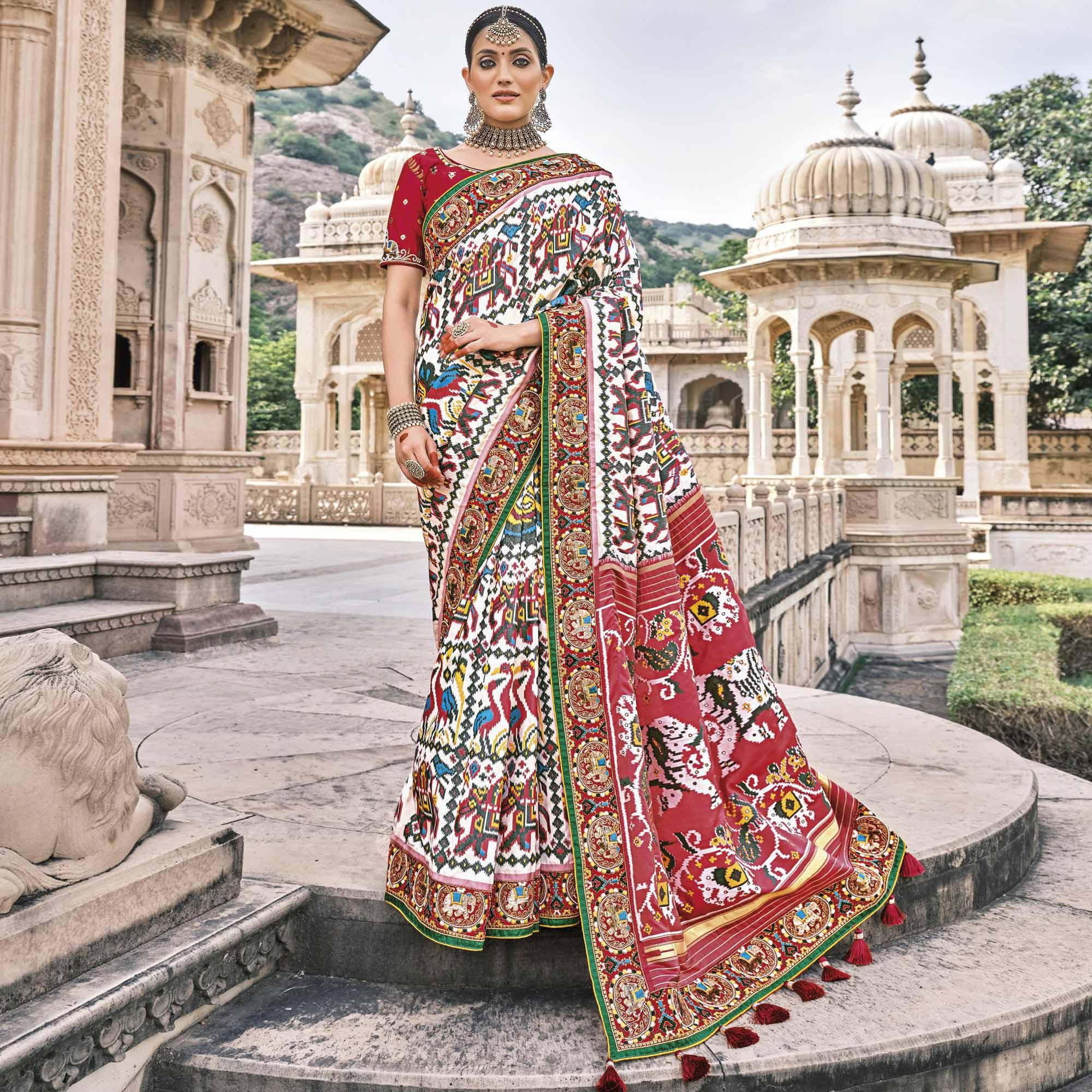 White Festive Wear Plain & Hand Work Pure Silk Saree - Peachmode