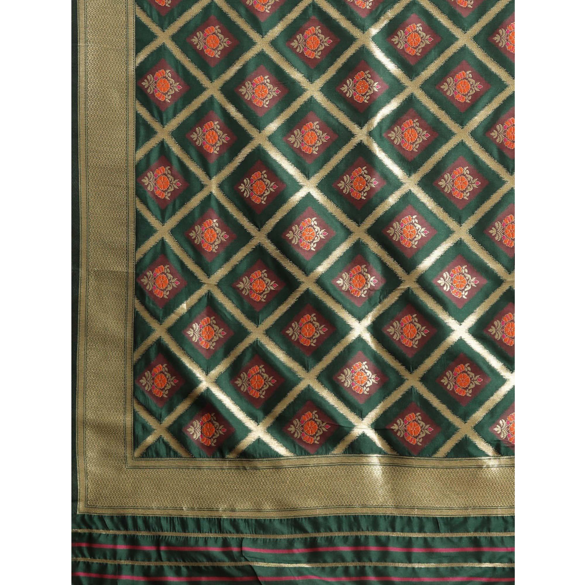 Women's Green Festive Wear Woven Kanjivaram Silk Saree With Unstitched Blouse - Peachmode