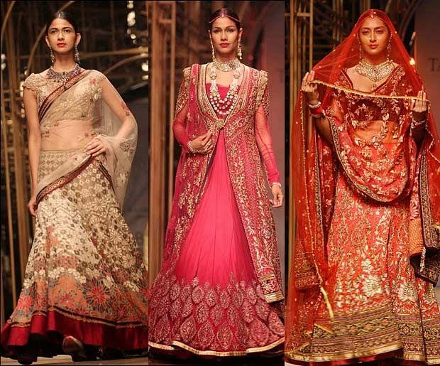 5 DIY HACKS TO RE STYLE YOUR WEDDING LEHNGA