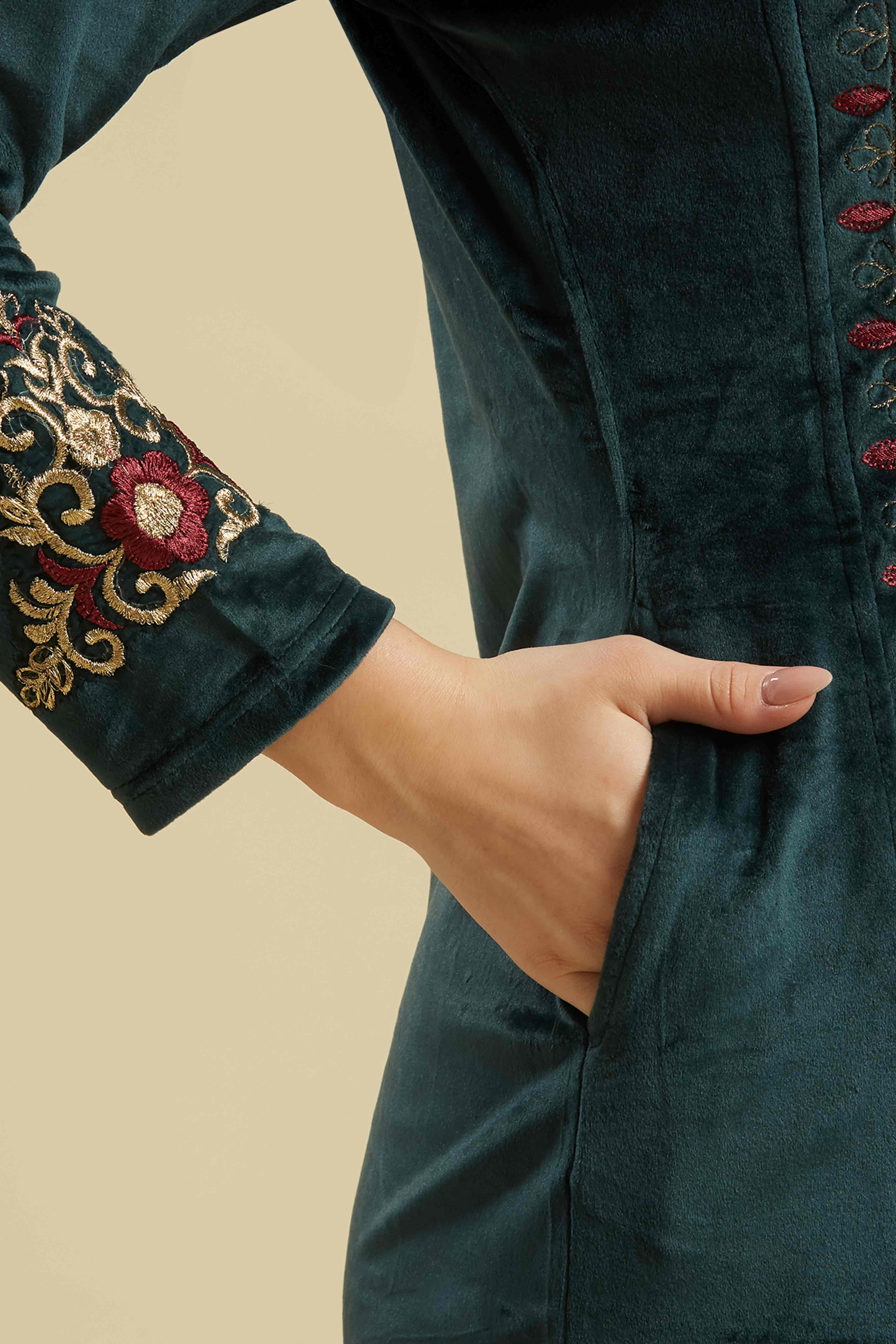 Rama Green Embroidered Velvet Straight Salwar Suit