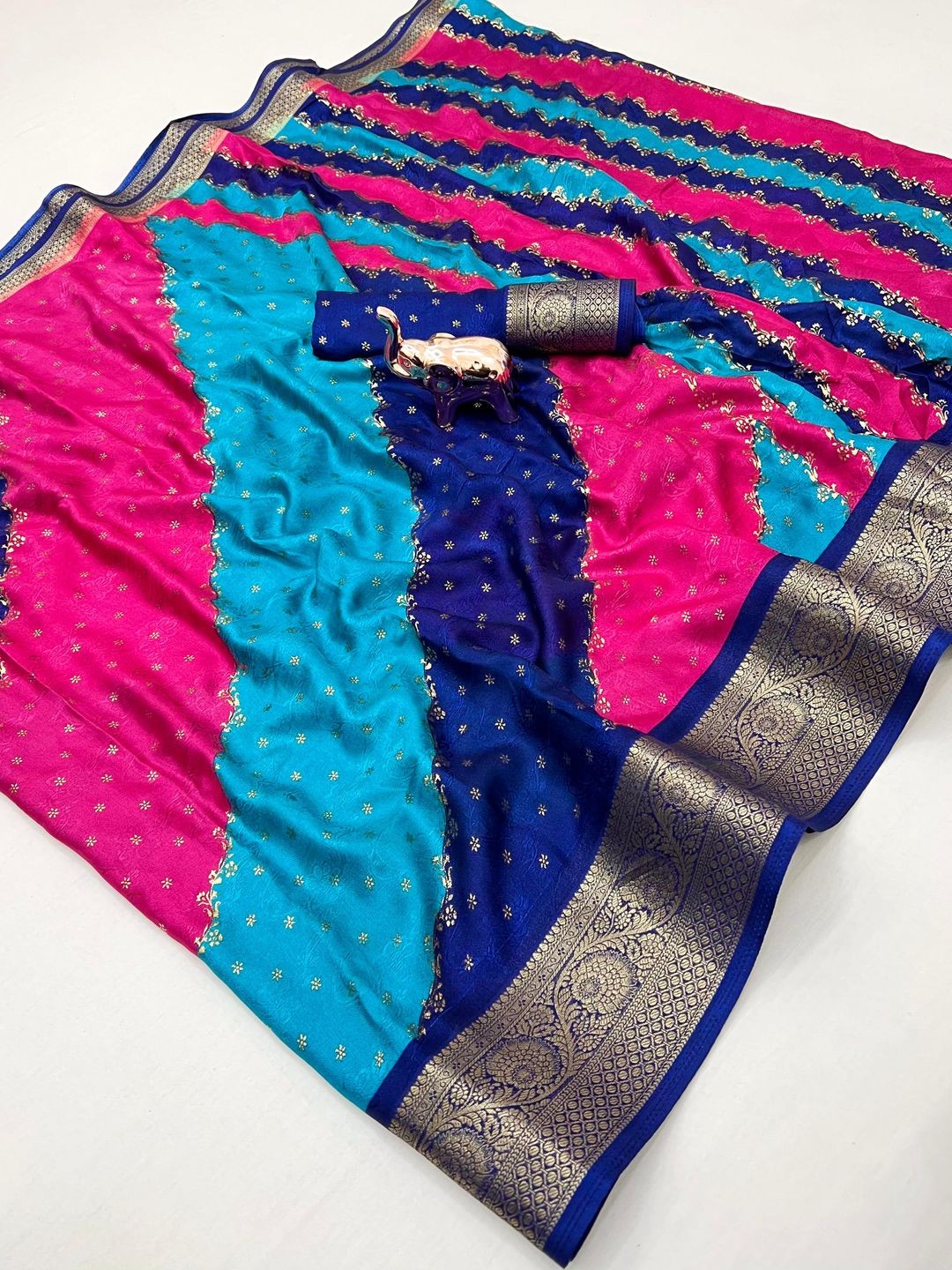 Vibrant Multicolor Striped Georgette Saree with Rich Zari Border - Image 3