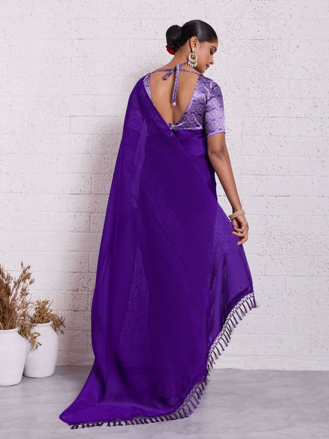 Graceful Purple Solid Pure Crunchy Saree Accented With Fine Tassel Pallu - Image 2