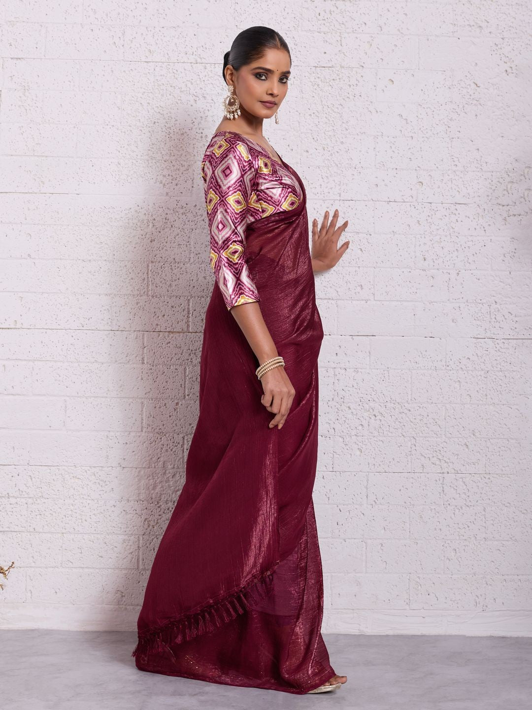 Graceful Dark Maroon Solid Pure Crunchy Saree Accented With Fine Tassel Pallu - Image 5
