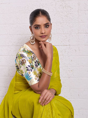 Graceful Lemon Yellow Solid Pure Crunchy Saree Accented With Fine Tassel Pallu - Image 2