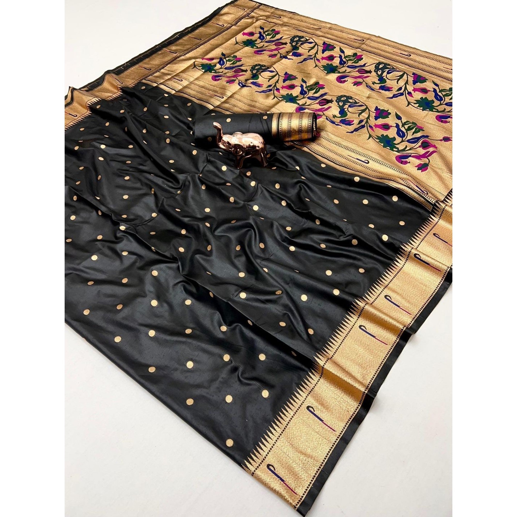 Black Banarasi Silk Saree with Authentic Zari Weaving for Festive Occasions - Image 3