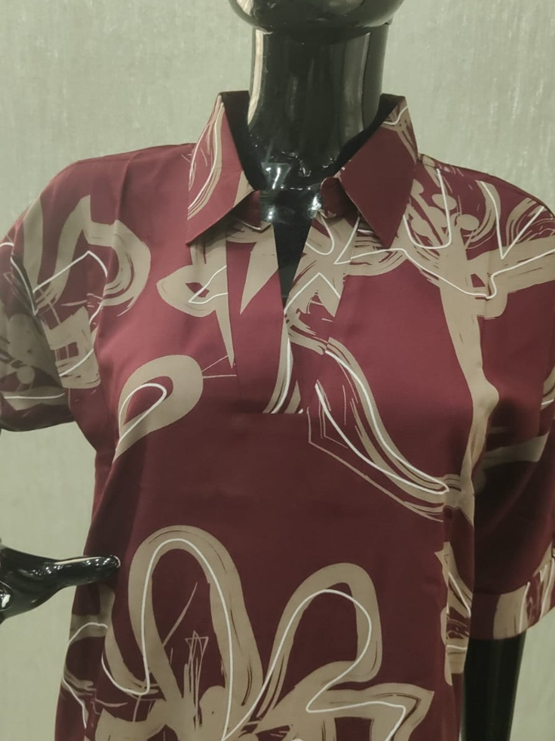 Wine Floral Printed Rayon Shirt-Style Top and Bottom Set for Casual Outings and Relaxed Styling - Image 2