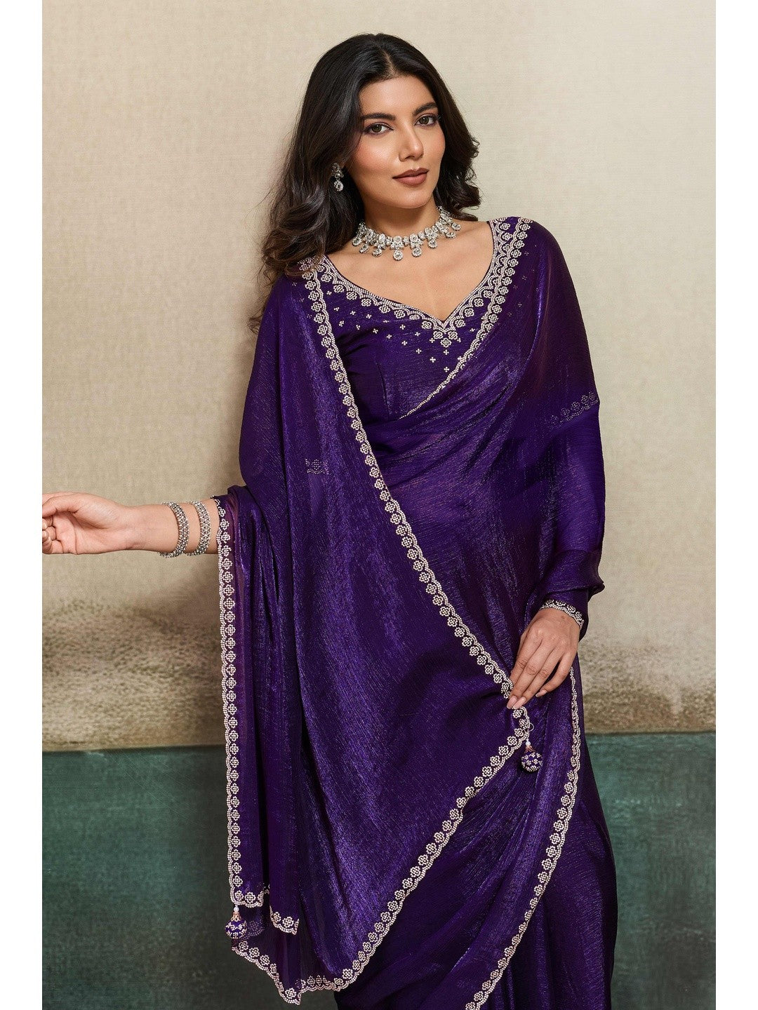 Elegant Royal Purple Solid Organza Chiffon Silk Saree Highlighted With Jarkan Work Border - Image 6