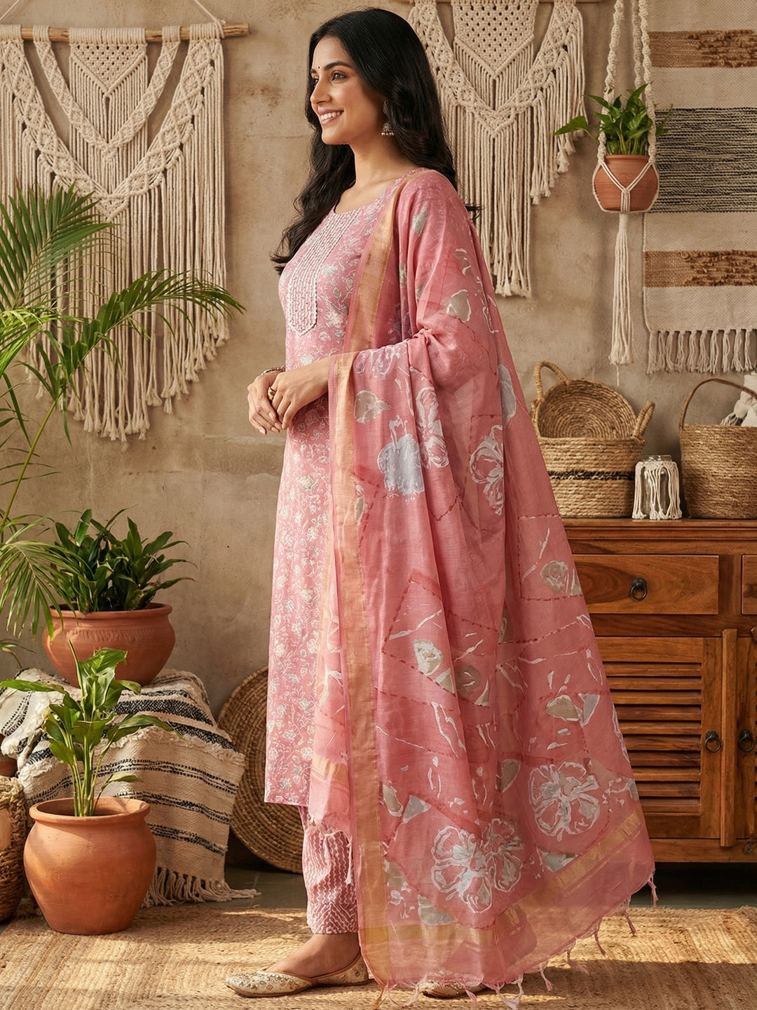 Graceful Pink Floral Printed Rayon Straight Fit Salwar Suit with Classic Ethnic Appeal - Image 3