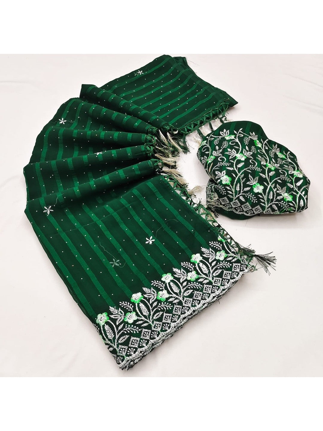 Graceful Green Floral Embroidery & Swarovski Work Chiffon Saree With Luxurious Tassel Pallu - Image 3