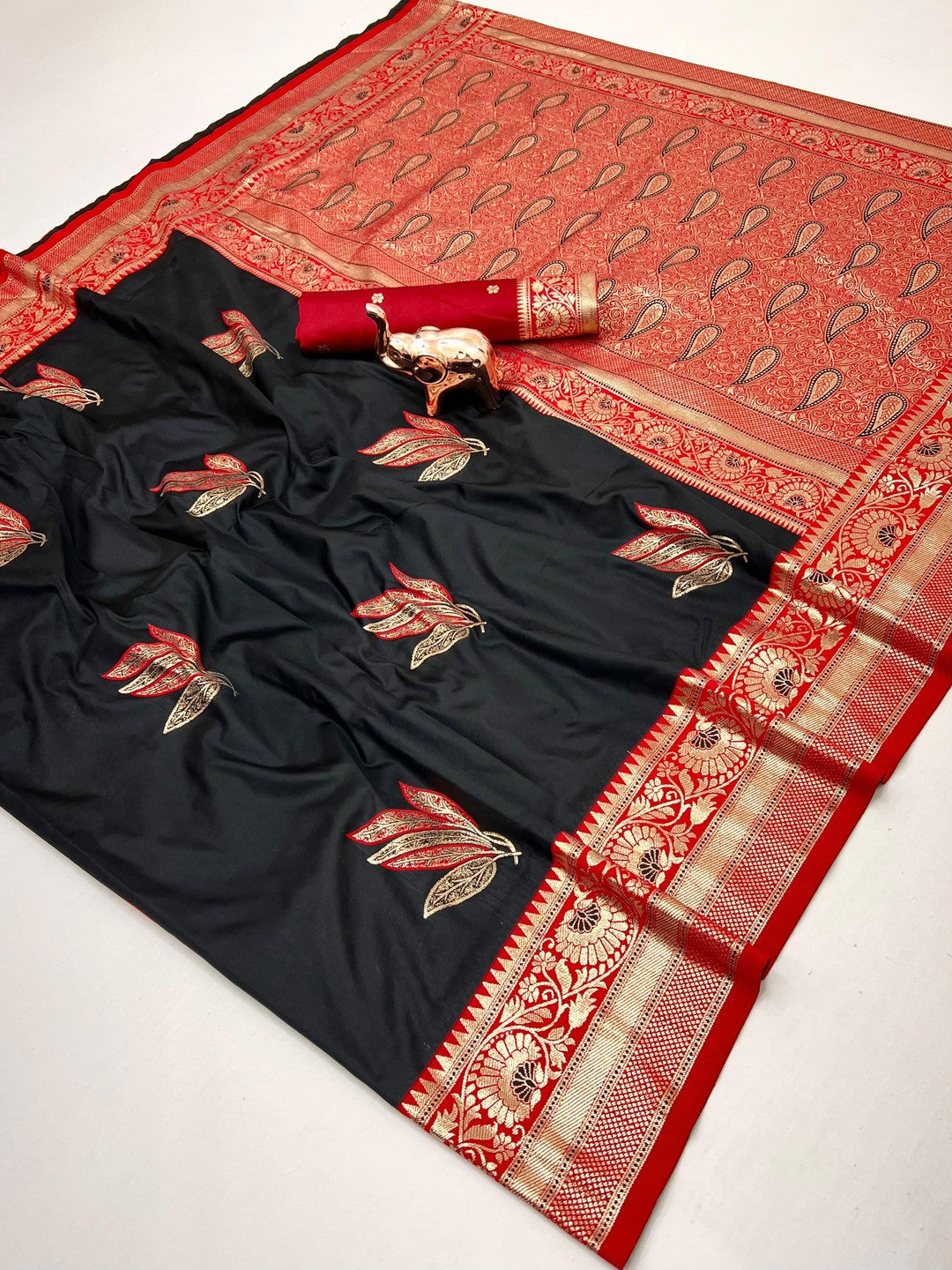 Black Authentic Banarasi Silk Saree with Fine Floral Zari Work for Festive Wear - Image 3