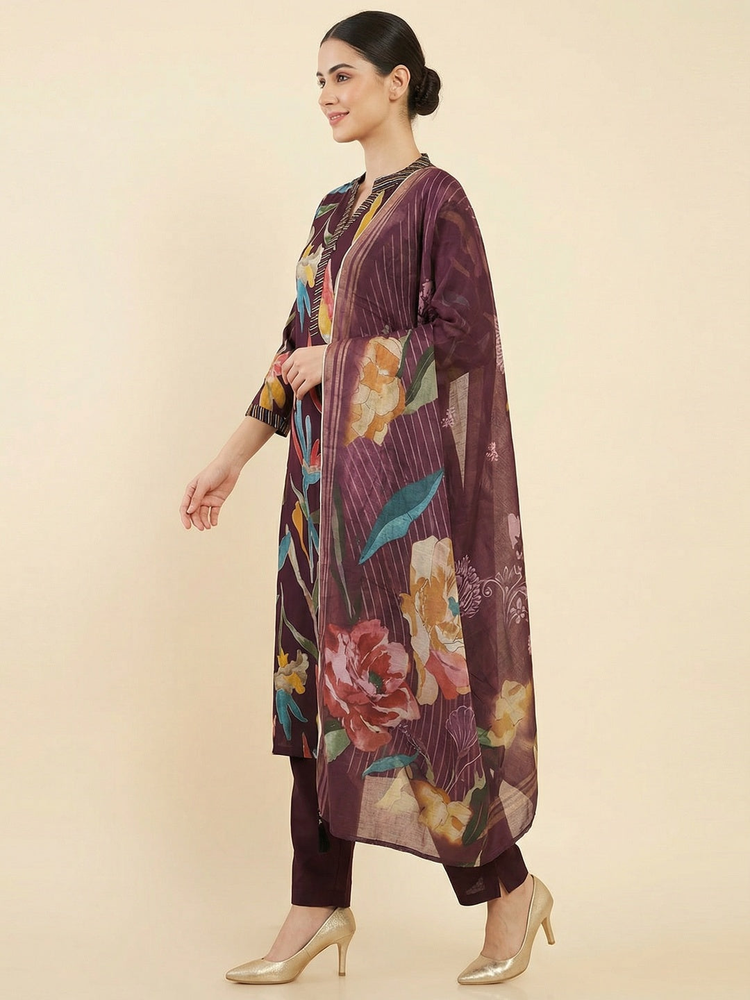 Wine Floral Digital Printed Linen Salwar Suit Crafted in a Comfortable Straight Fit - Image 3