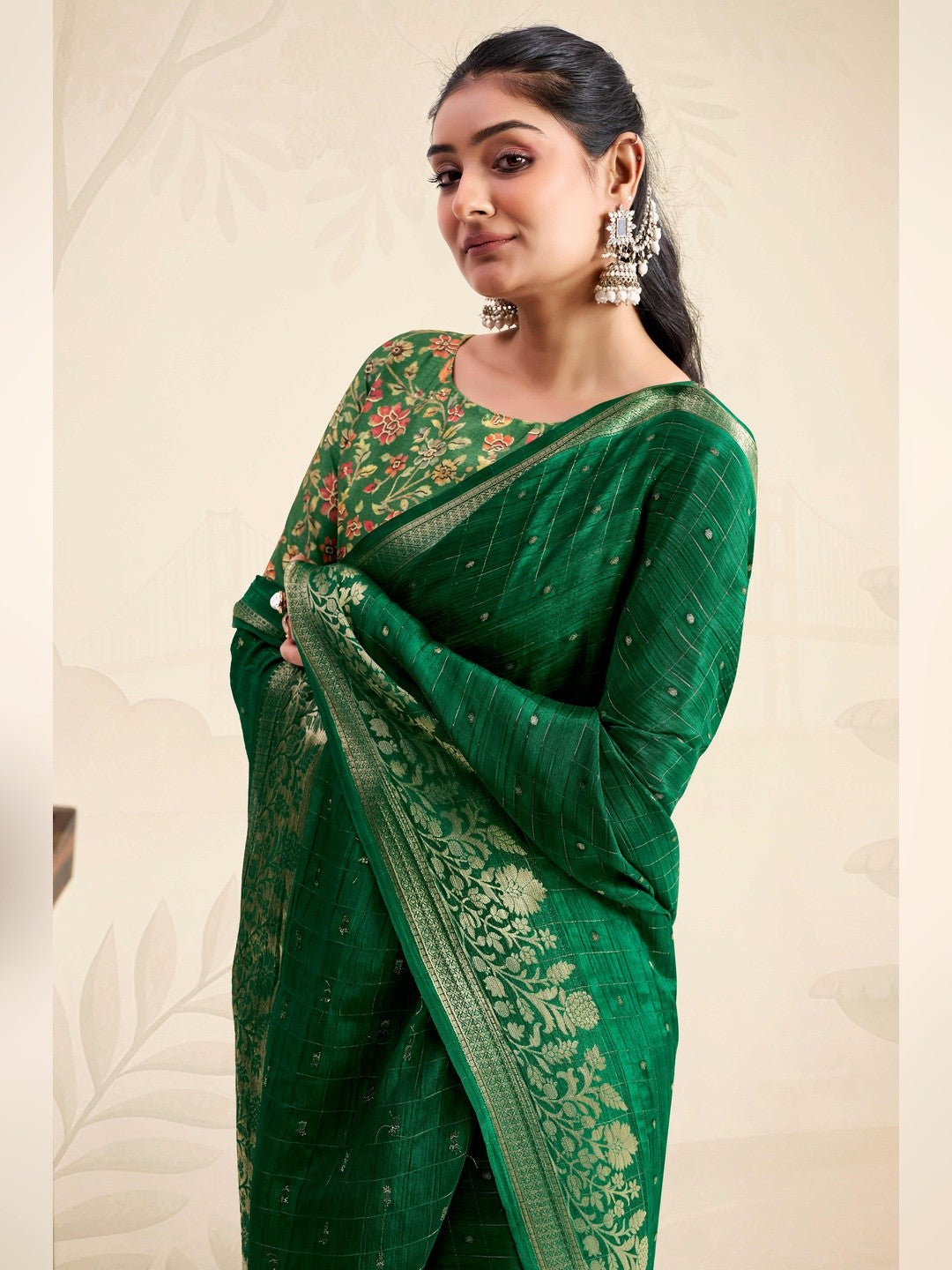 Refreshing Green Floral Weaving Chinon Jacquard Saree With Artful Tassel Pallu Accent - Image 4