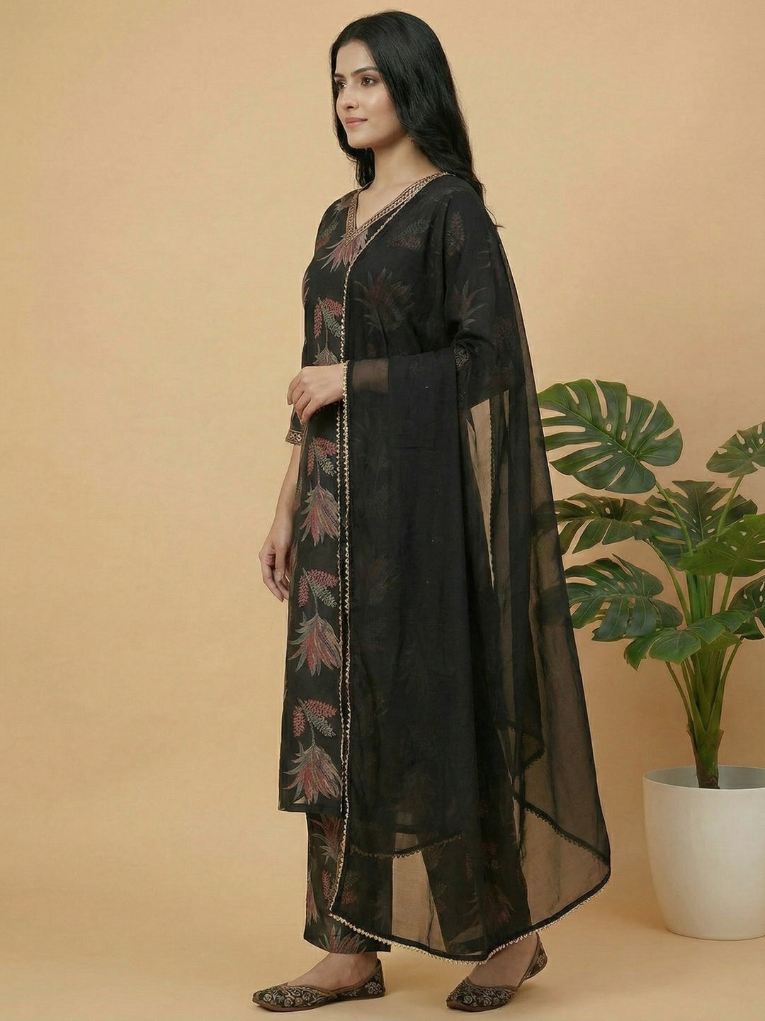 Black Floral Printed Mul Chanderi Straight Fit Salwar Suit for Modern Ethnic Look - Image 4