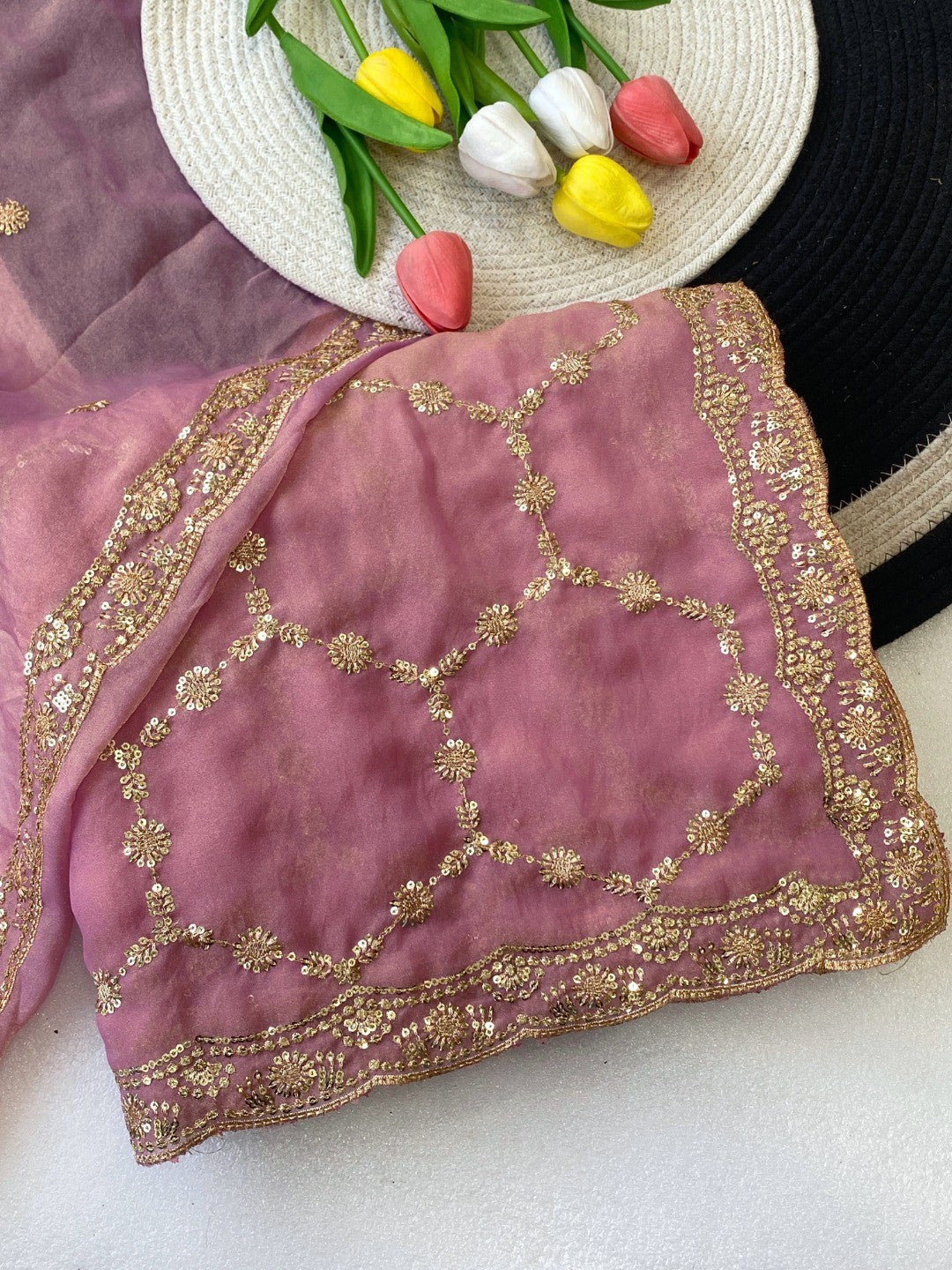 Elegant Pink Shimmer Saree Adorned With Intricate Sequins Embroidery Work - Image 3