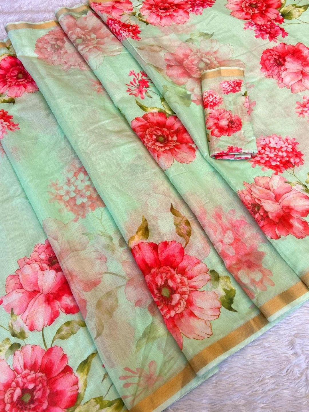 Charming Sea Green Floral Printed Chanderi Cotton Saree Highlighted By Intricate Zari Border Work - Image 4