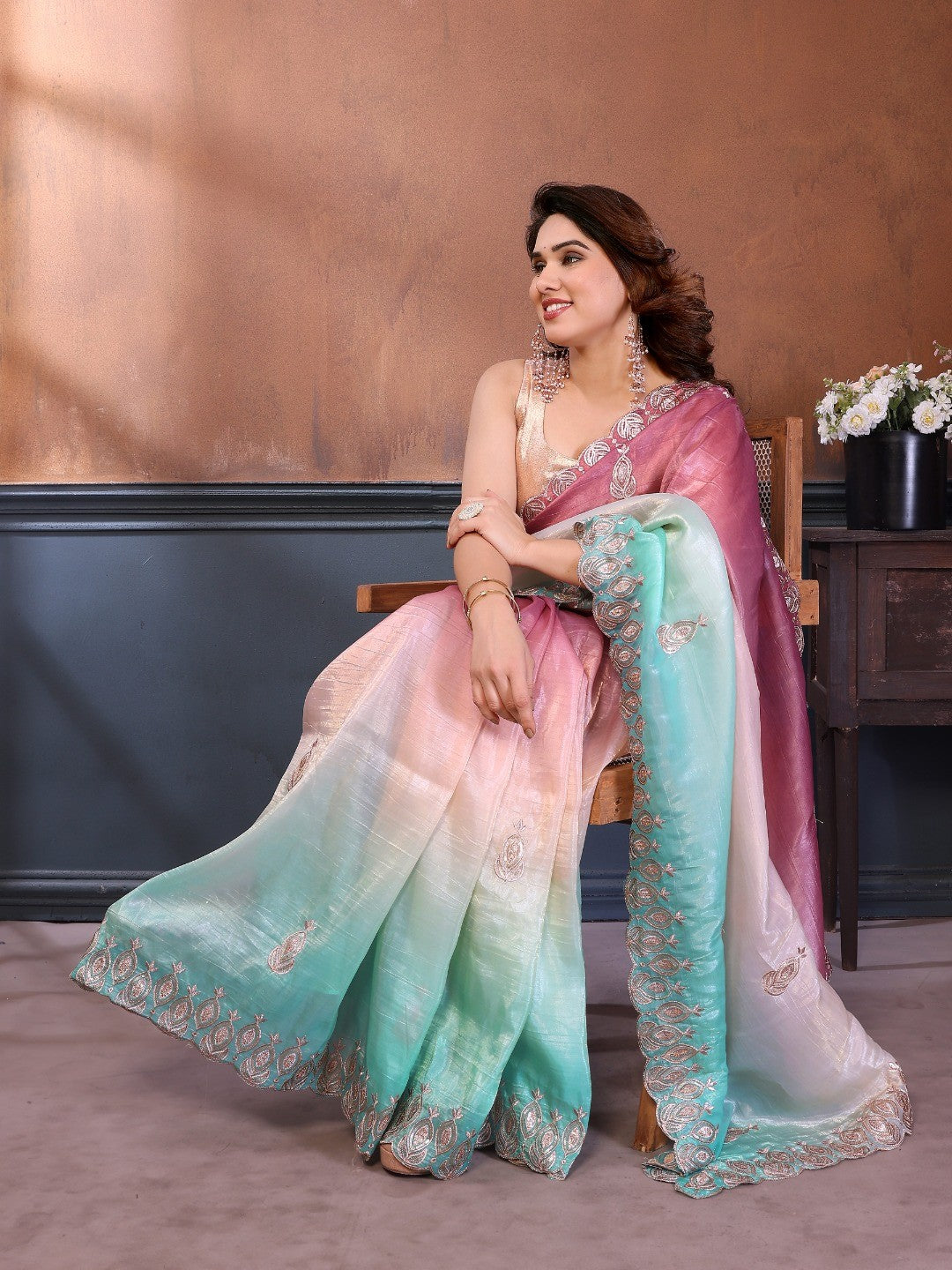 Graceful Rama Green Silk Blend Saree with Heavy Embroidered Detailing - Image 2