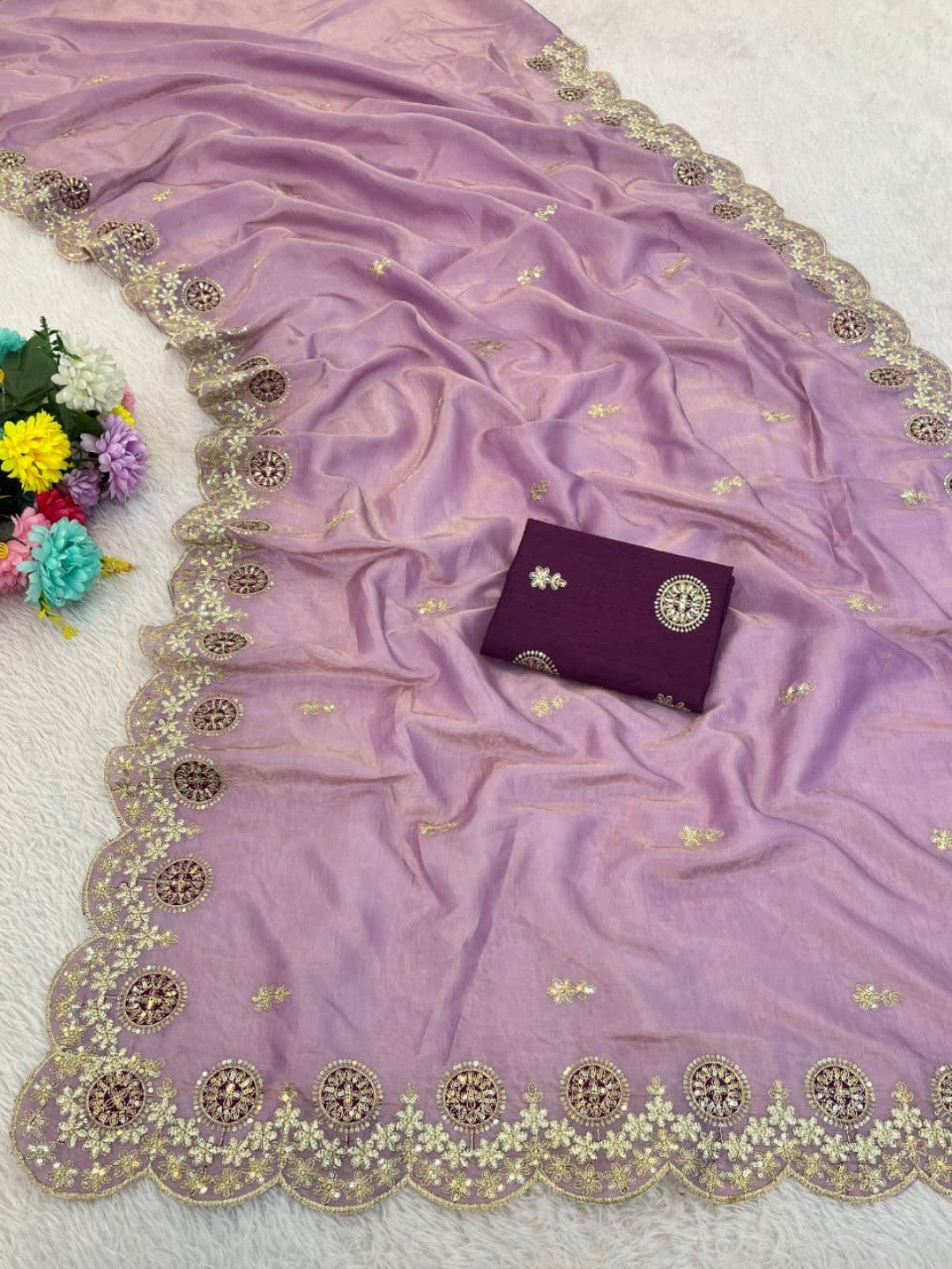 Lavender Charm Crunchy Saree with Premium Embroidered Border - Image 3