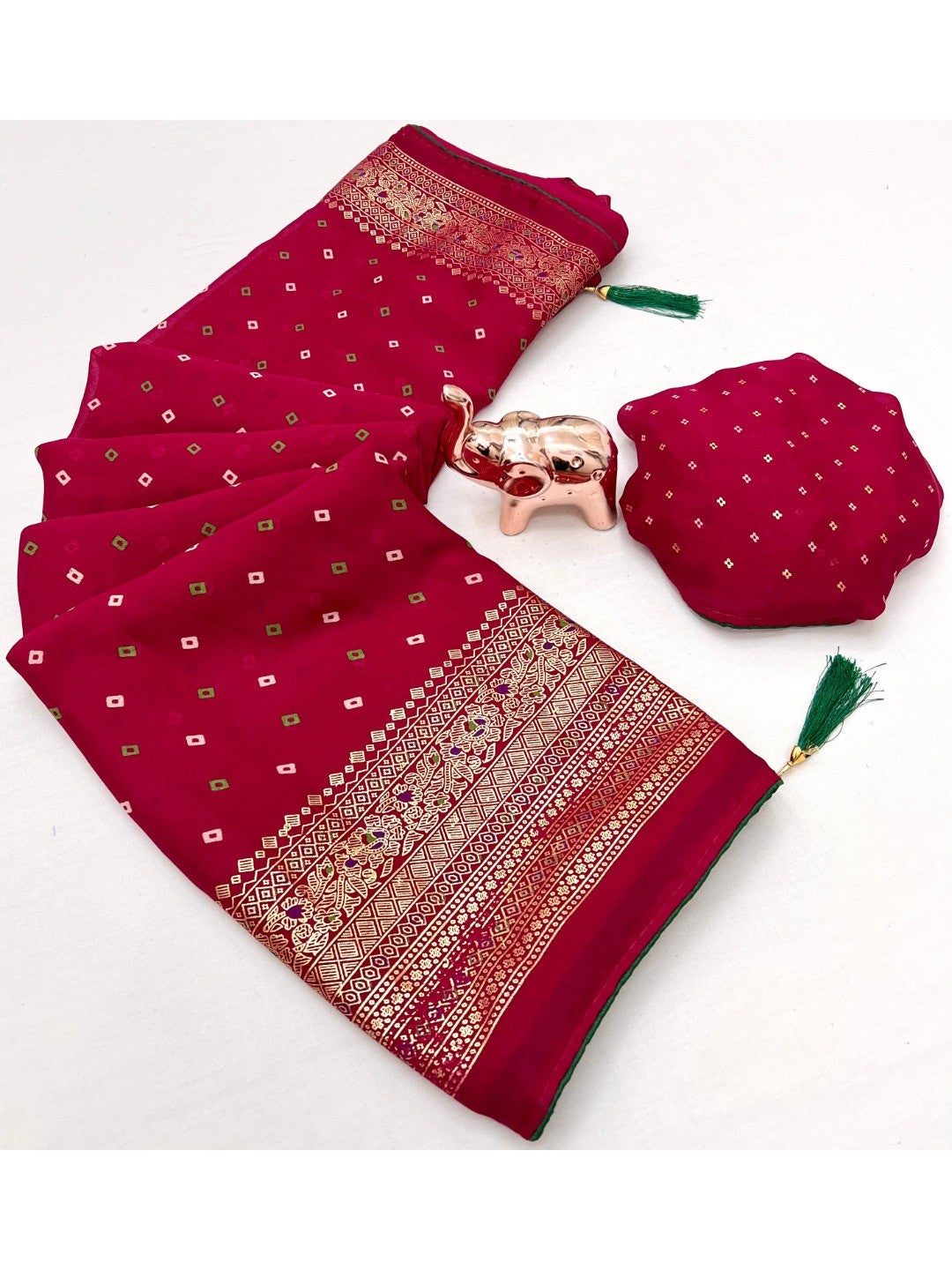 Luxurious Pink Bandhani Foil Printed Viscose Saree for Traditional Functions and Parties - Image 3