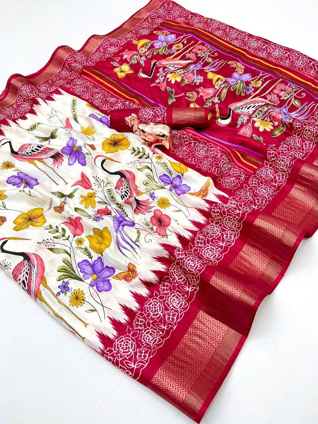 Elegant Offwhite Kalamkari Printed Tussar Silk Saree with Pink Border - Image 2