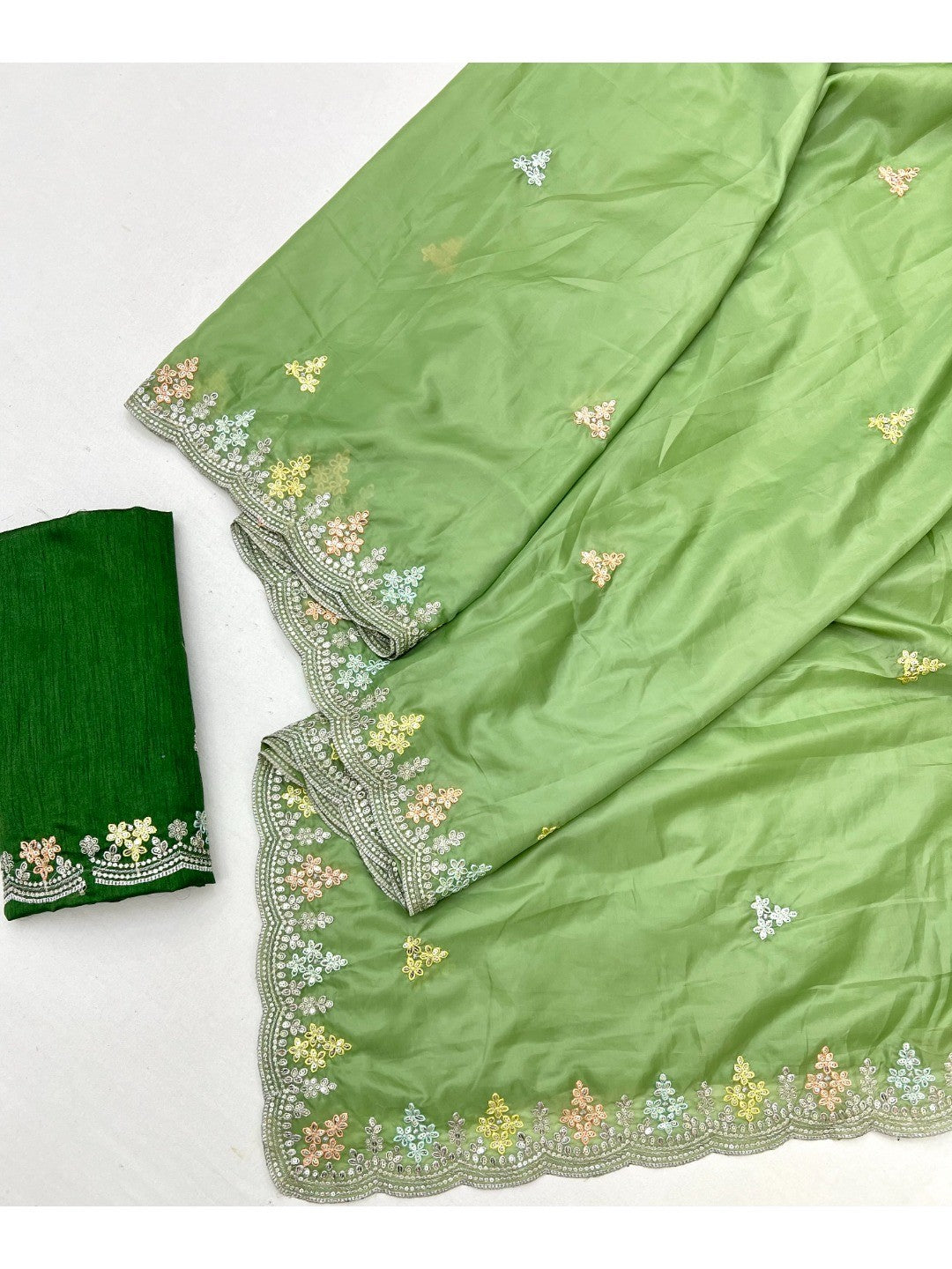 Opulent Green Floral Embroidered Crystal Tissue Saree Highlighted With Elegant Sequins Detailing - Image 2