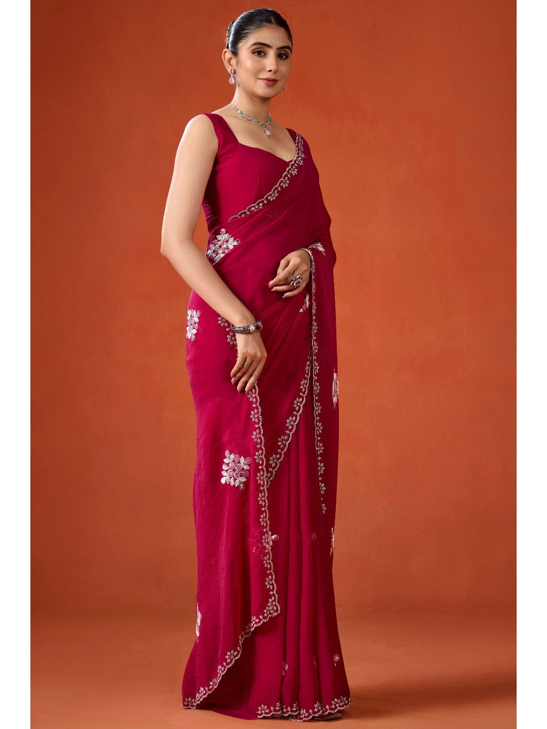 Graceful Magenta Georgette Silk Saree Adorned with Floral Embellishments - Image 4