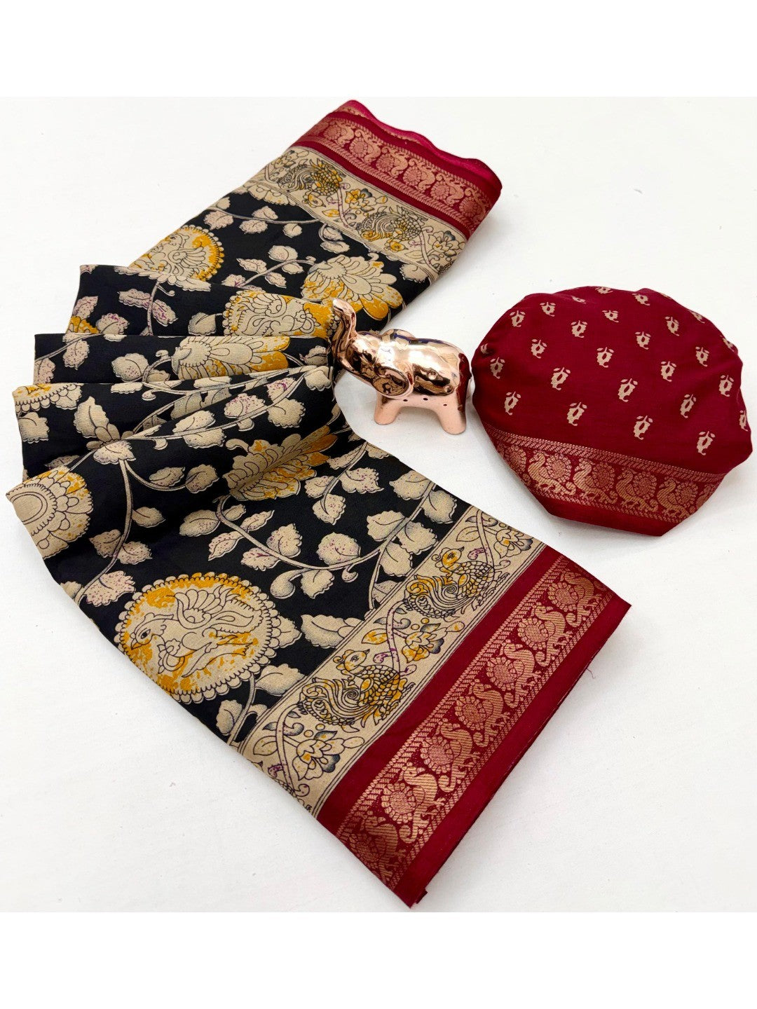 Black Floral Printed Mulmul Cotton Saree with Traditional Kalamkari Pallu and Rich Ethnic Finish - Image 3