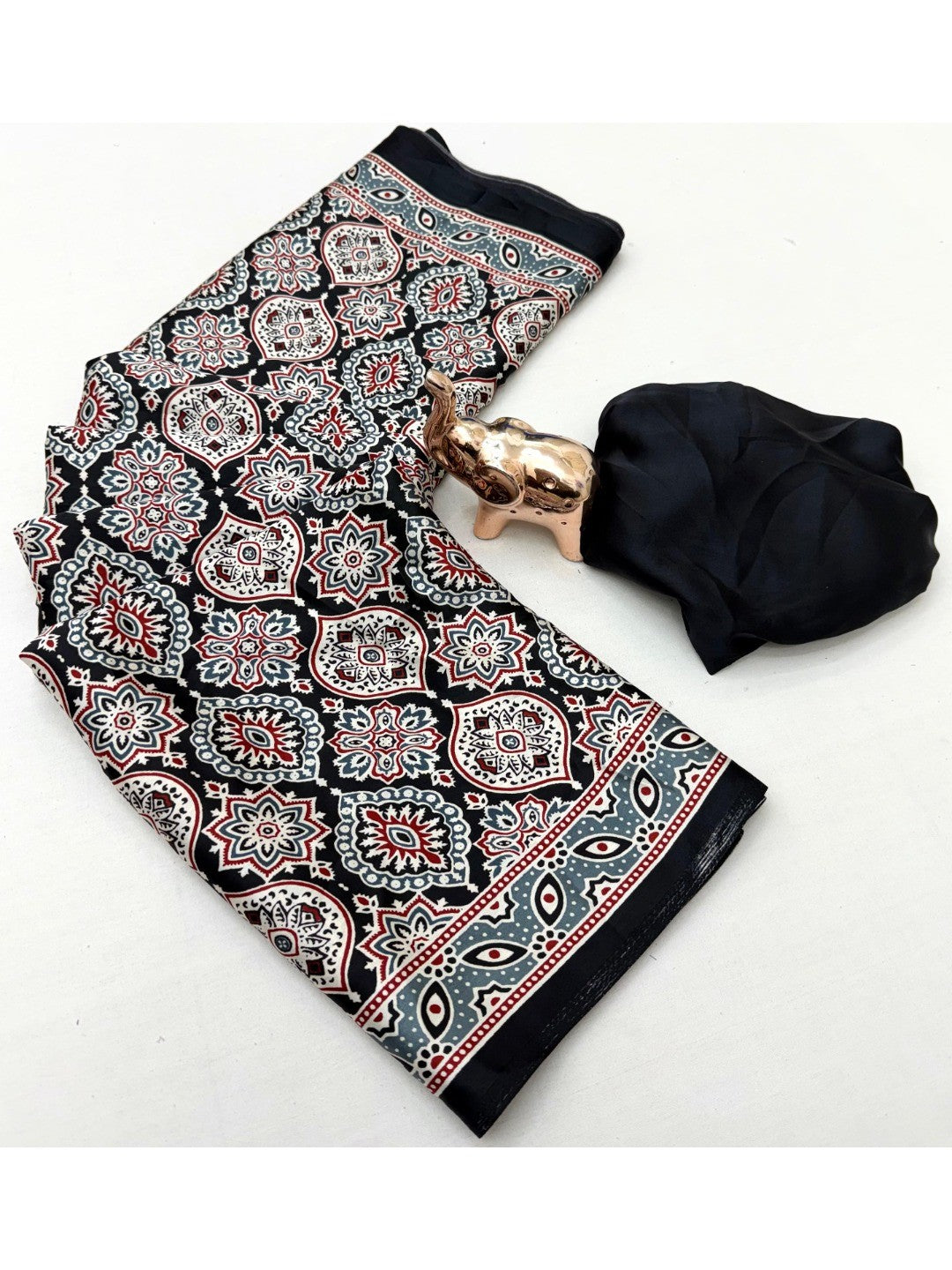 Black Ajrakh Printed Crepe Saree for Casual and Festive Occasions - Image 2