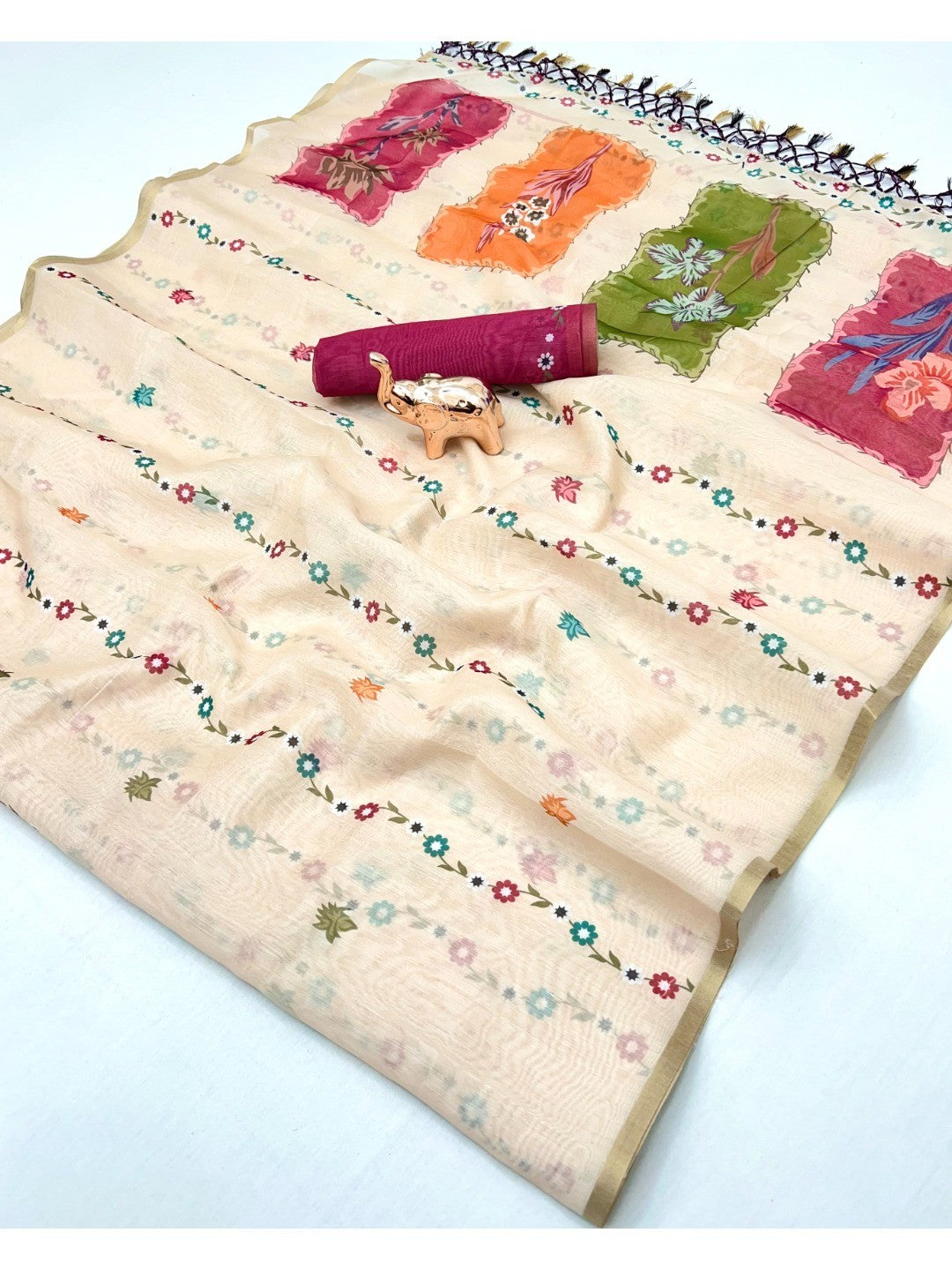 Cream Floral Printed Linen Festive Wear Saree - Image 3