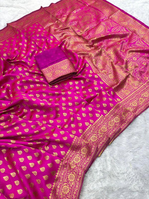 Luxurious Pink Jacquard Woven Lichi Pure Silk Saree Showcasing Floral & Paisley Pallu - Image 2