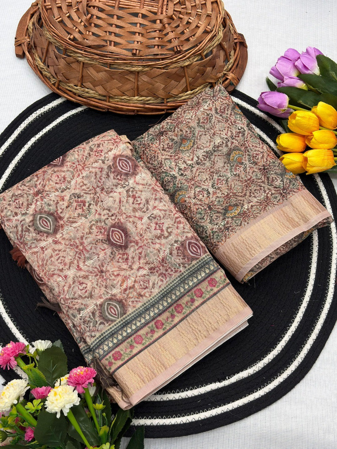 Peach Abstract Digital Printed Cotton Blend Saree with Detailed Digital Pattern Finish - Image 2