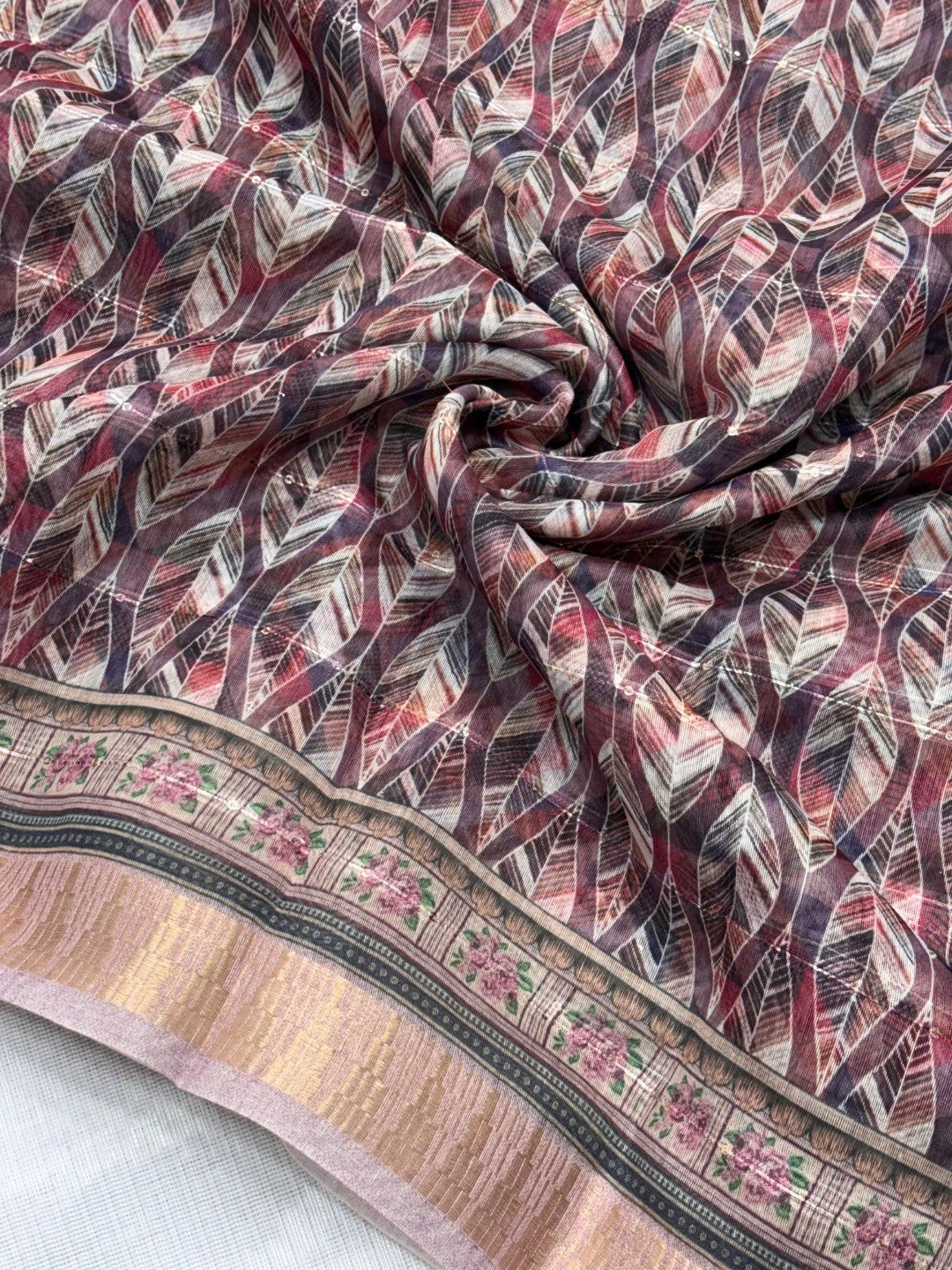 Wine Abstract Digital Printed Cotton Blend Saree with Detailed Digital Pattern Finish - Image 3