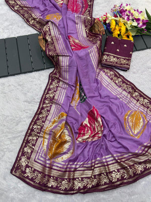 Elegant Lavender Muslin Saree with Floral Print and Zari Border - Image 2