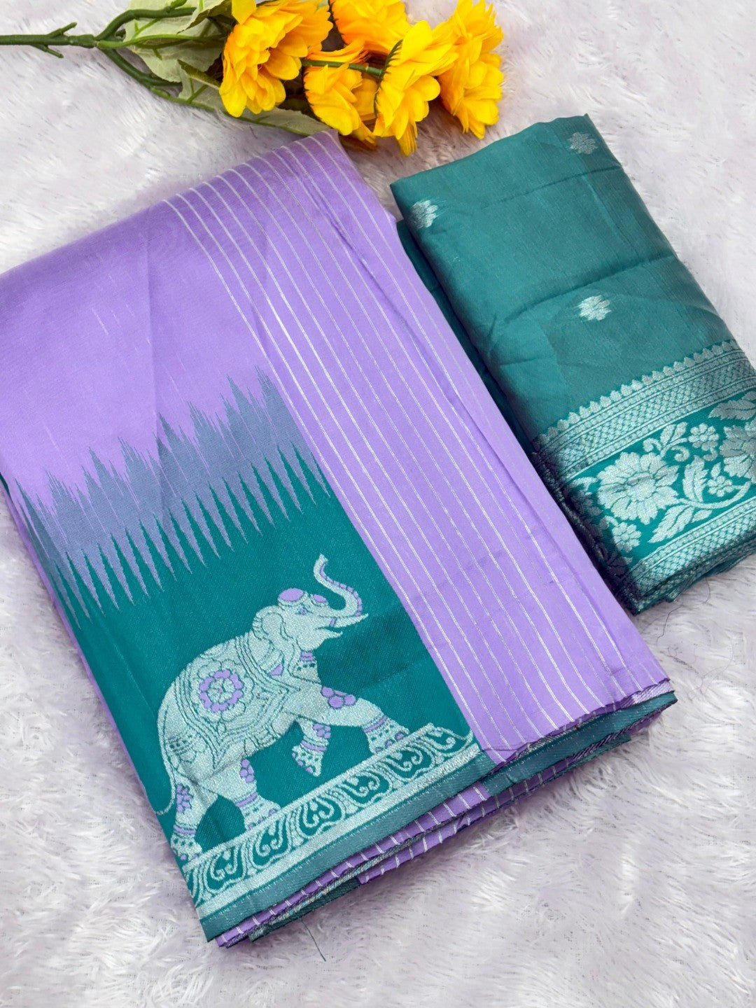 Lavender Silk Blend Saree with Elephant Motif Border and Detailed Border Weaving - Image 2