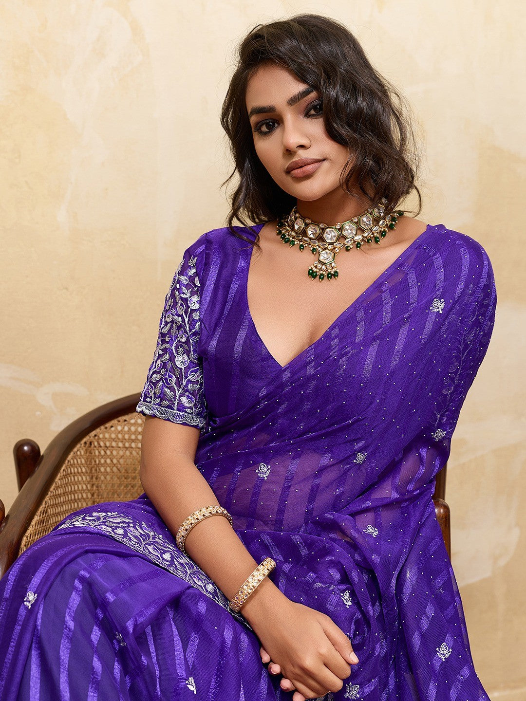 Elegant Purple Chiffon Saree Adorned With Floral Embroidery & Shimmering Swarovski Work - Image 5