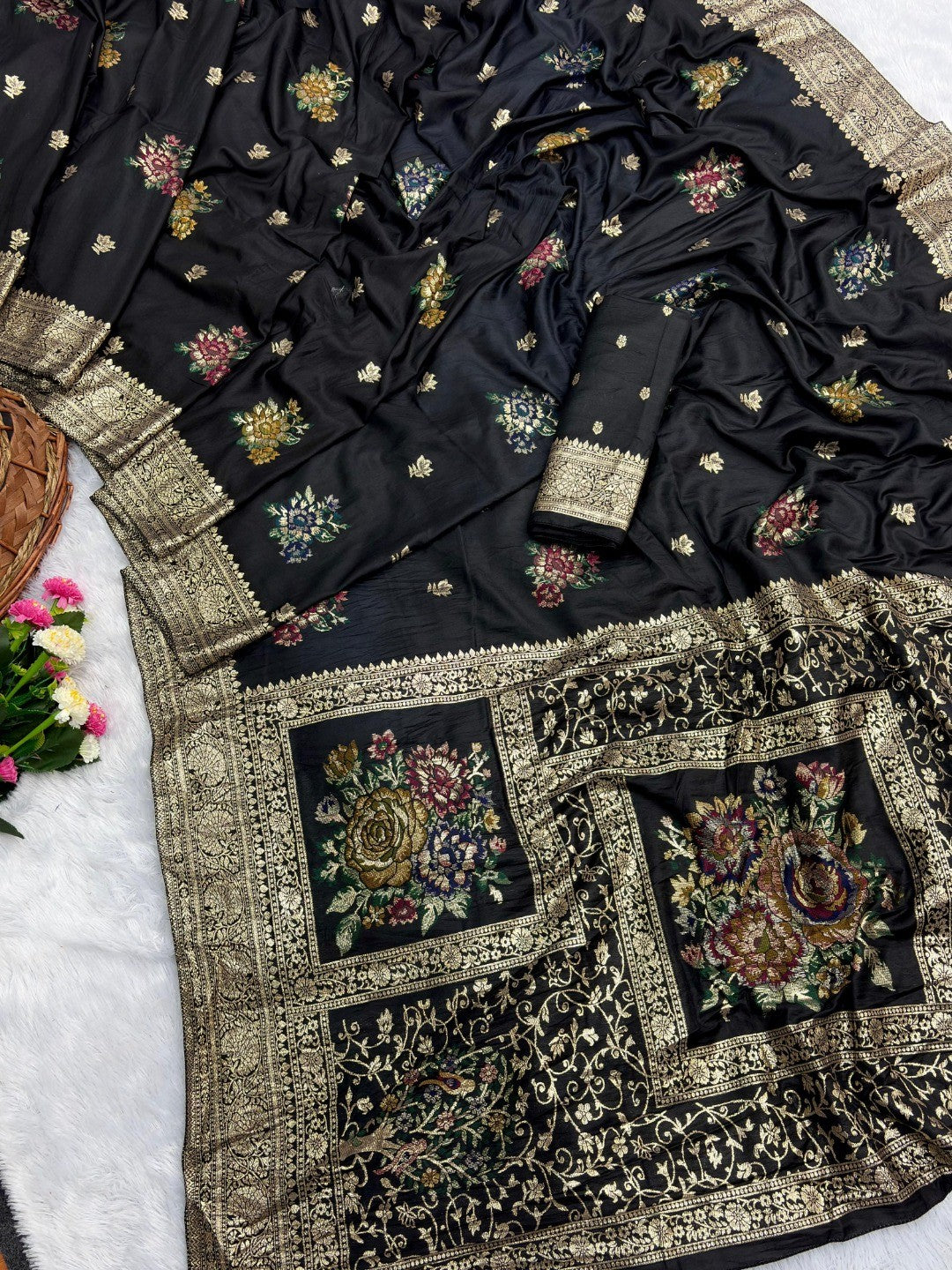 Sophisticated Black Floral Meenakari Woven Viscose Saree With Subtle Traditional Charm - Image 4
