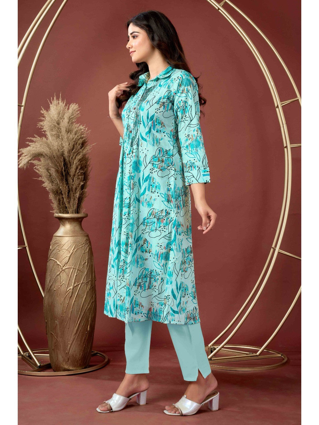 Light Blue Floral Printed Pure Cotton A-Line Kurti - Image 4