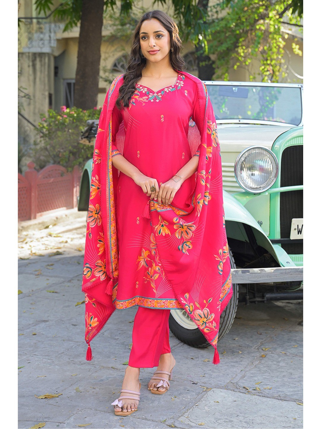 Pink Floral Printed Thread Work Chanderi Silk Straight Salwar Suit - Image 4