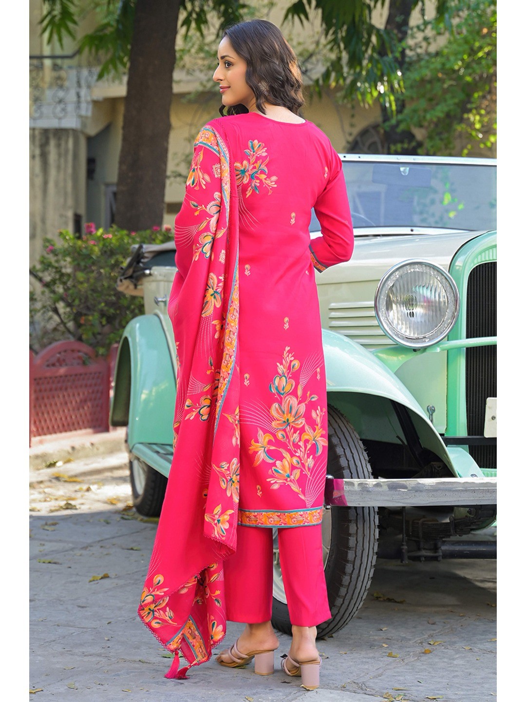 Pink Floral Printed Thread Work Chanderi Silk Straight Salwar Suit - Image 3